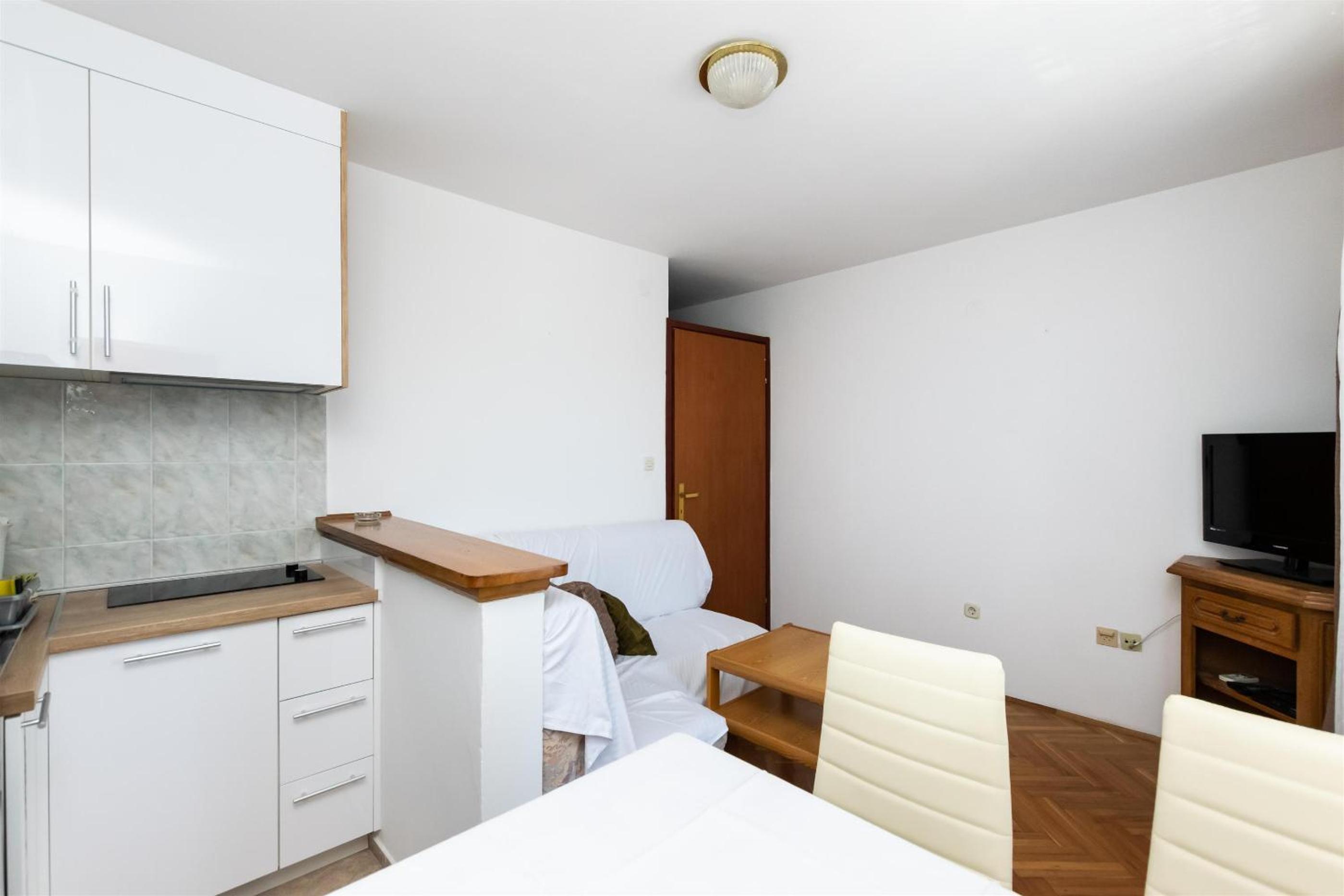 Two-Bedroom Apartment Standard photo 1