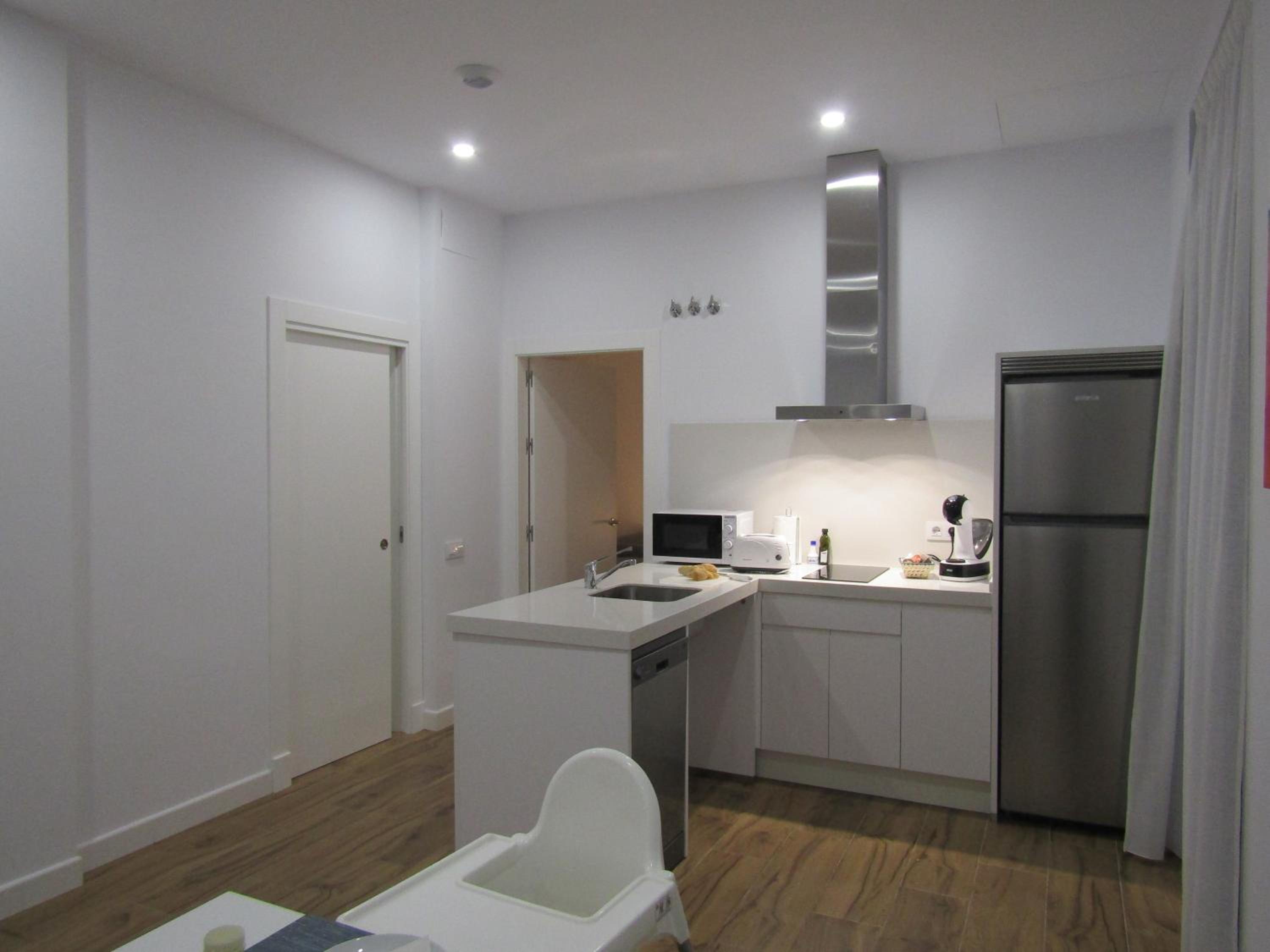 One-Bedroom Apartment - Photo 47