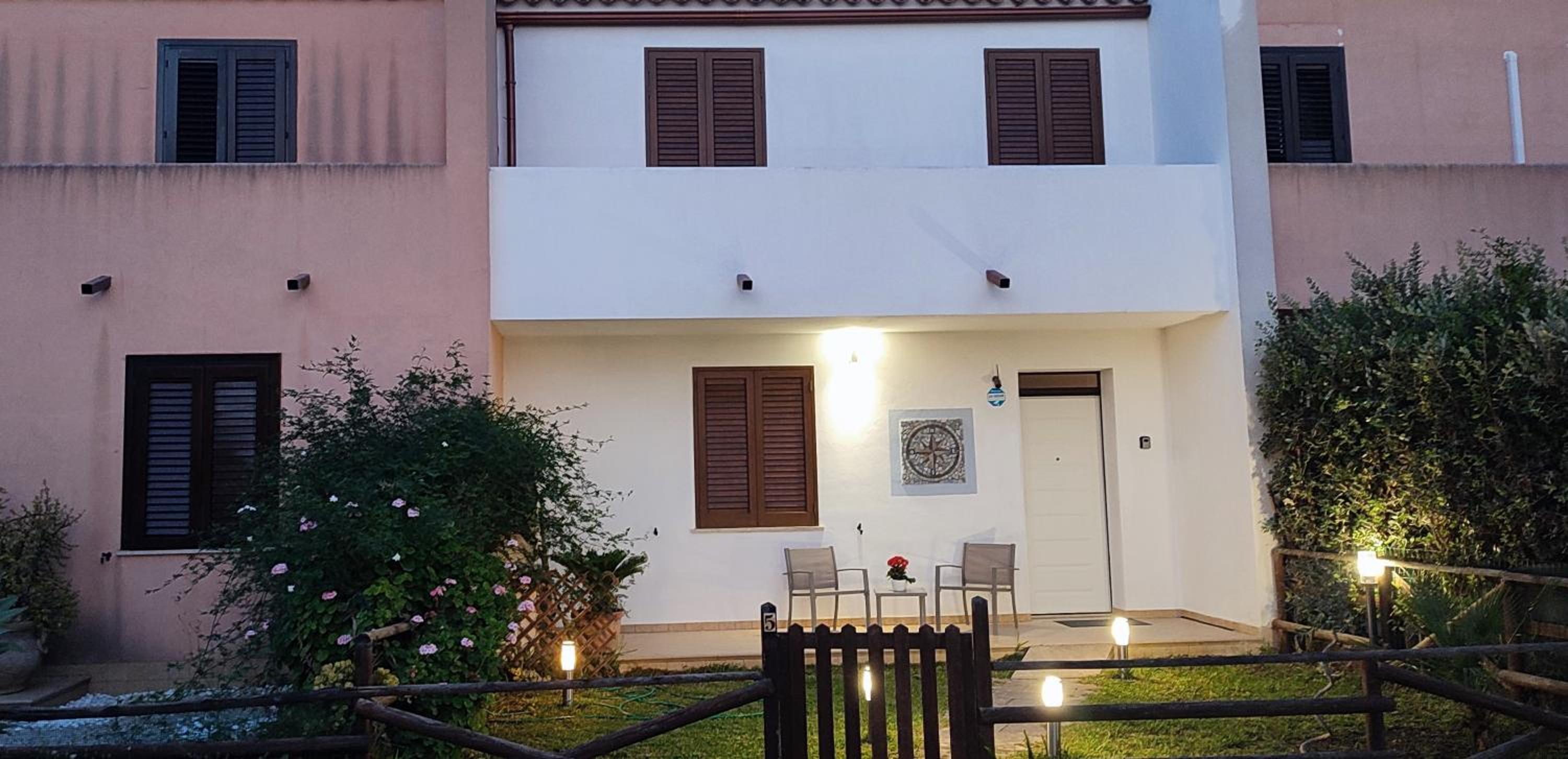 Three-Bedroom Villa photo 3