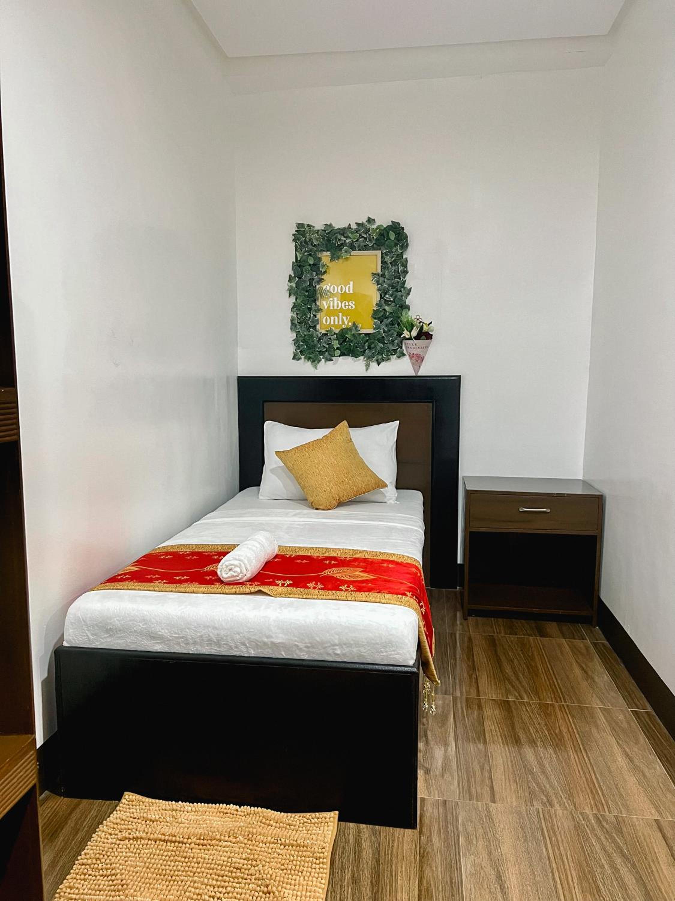 Standard Twin Room photo 3