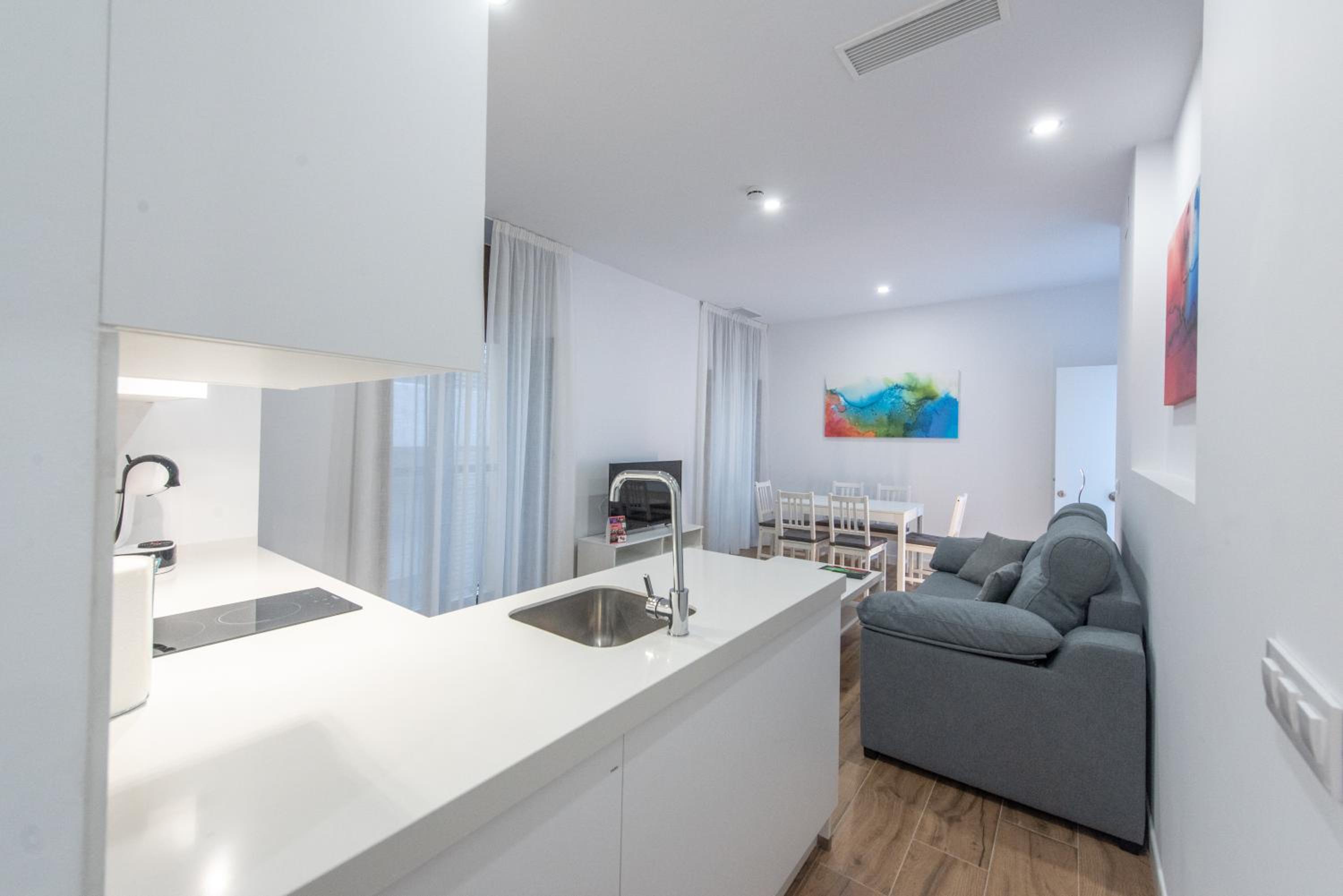 Two-Bedroom Apartment - Photo 19
