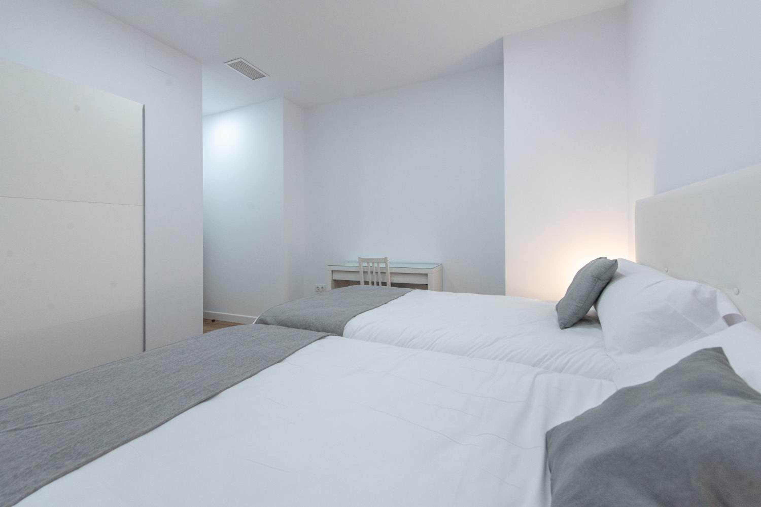 Two-Bedroom Apartment - Photo 23
