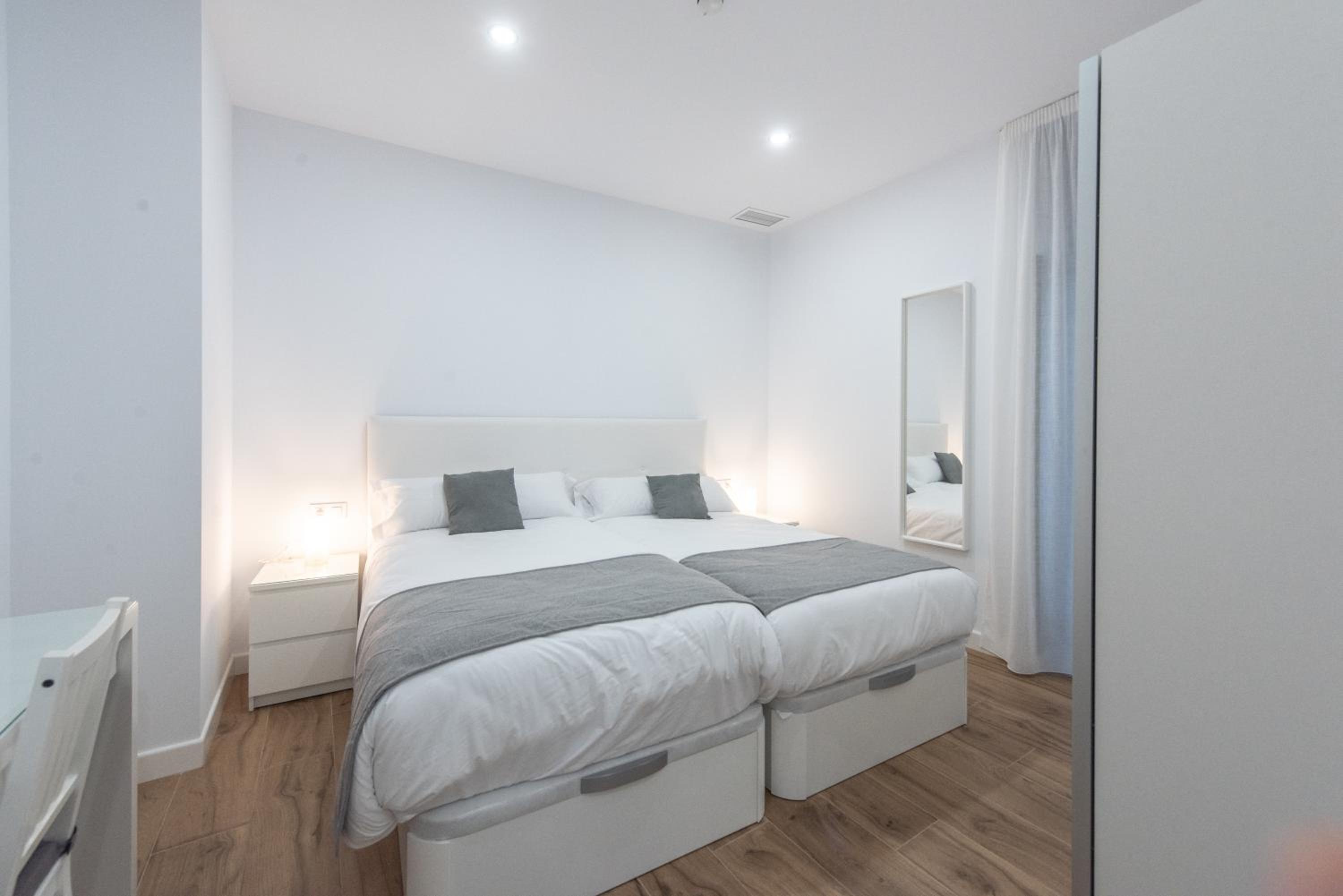 Two-Bedroom Apartment - Photo 37