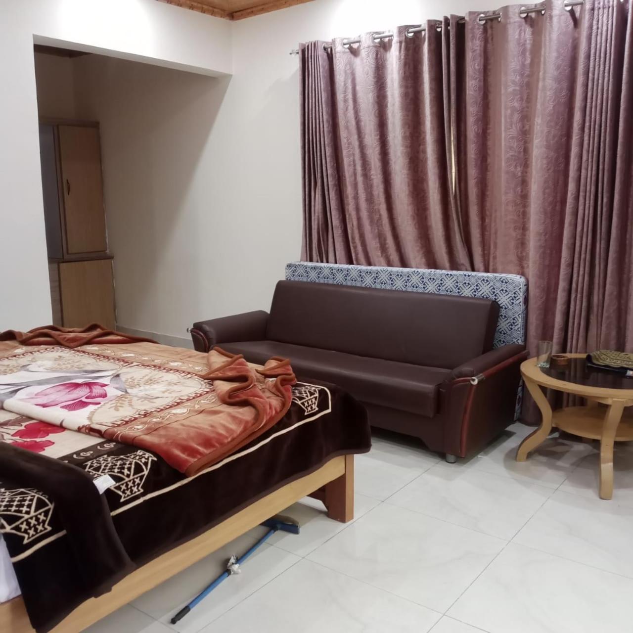 Deluxe Room - Photo 2