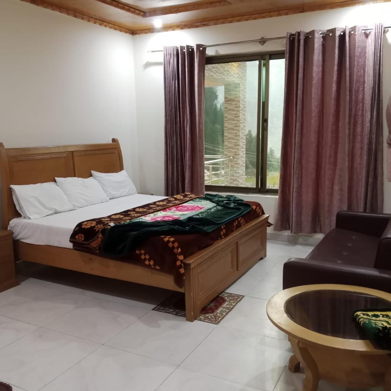 Deluxe Room - Photo 3