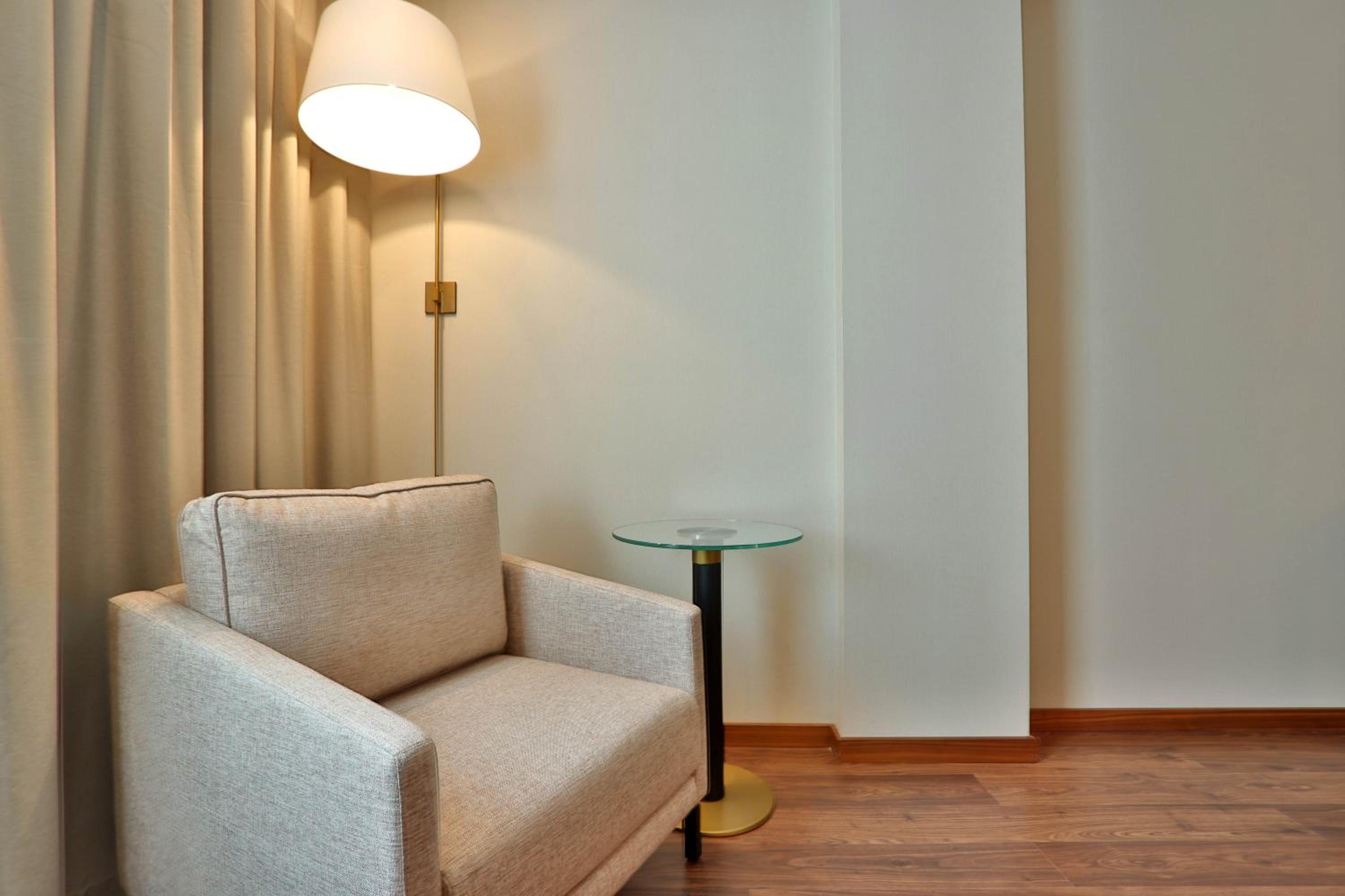 Executive Twin Room - Photo 6