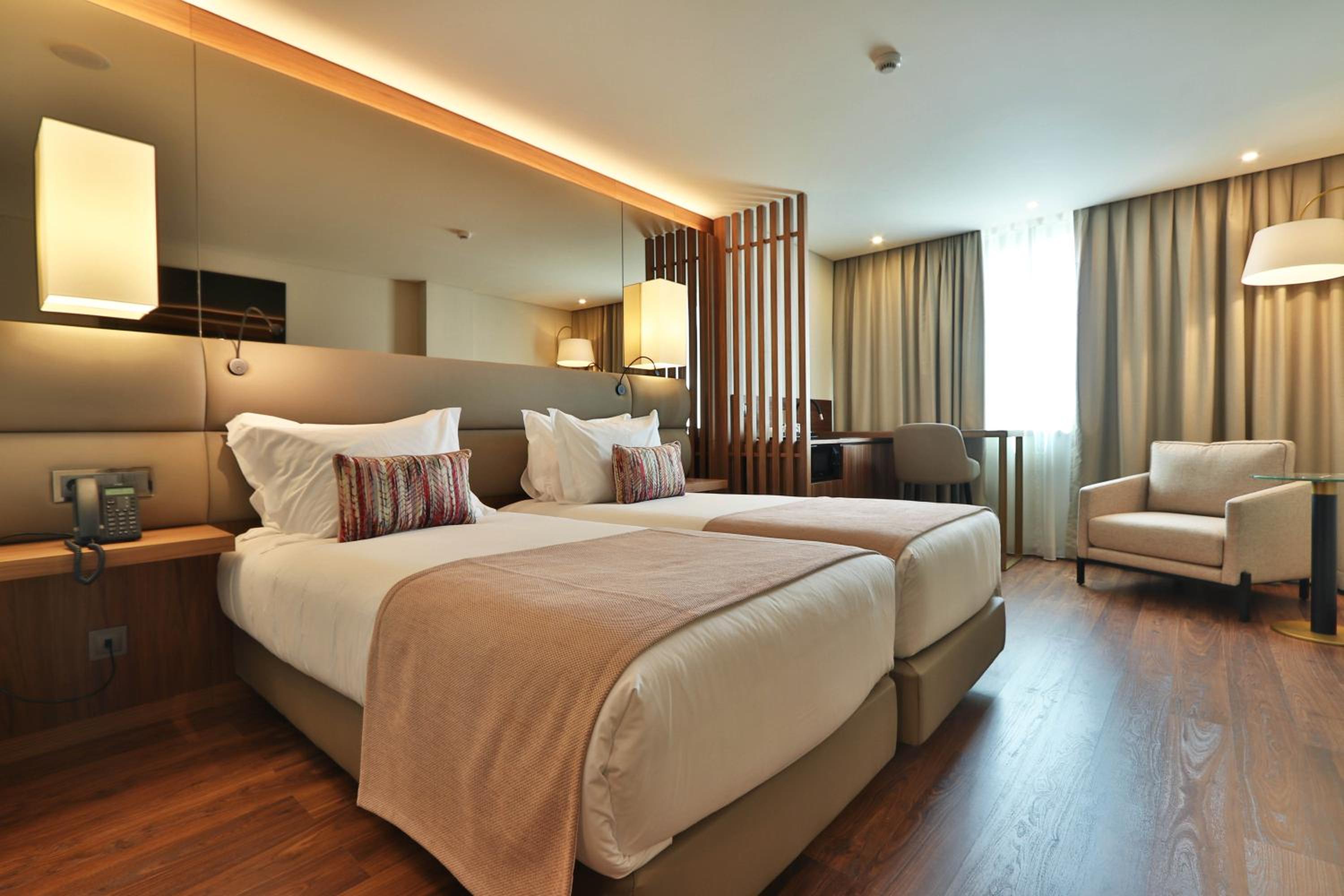 Executive Twin Room - Photo 1