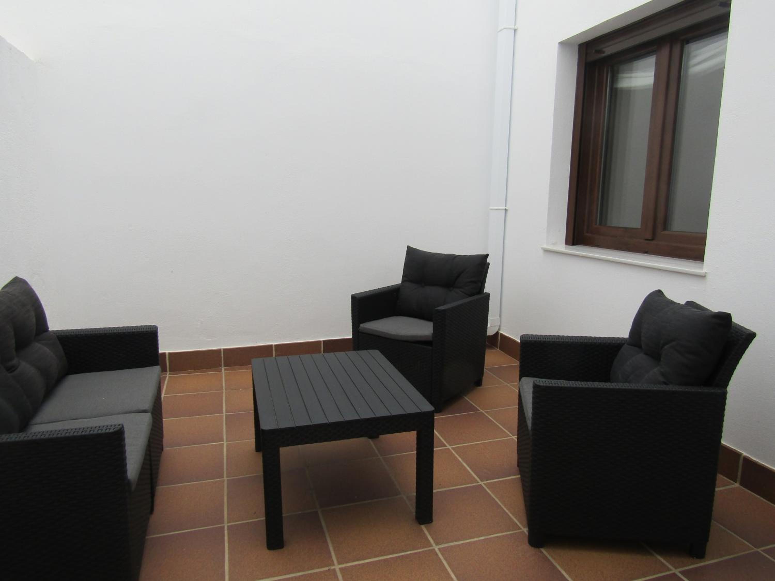 Two-Bedroom Apartment - Photo 3