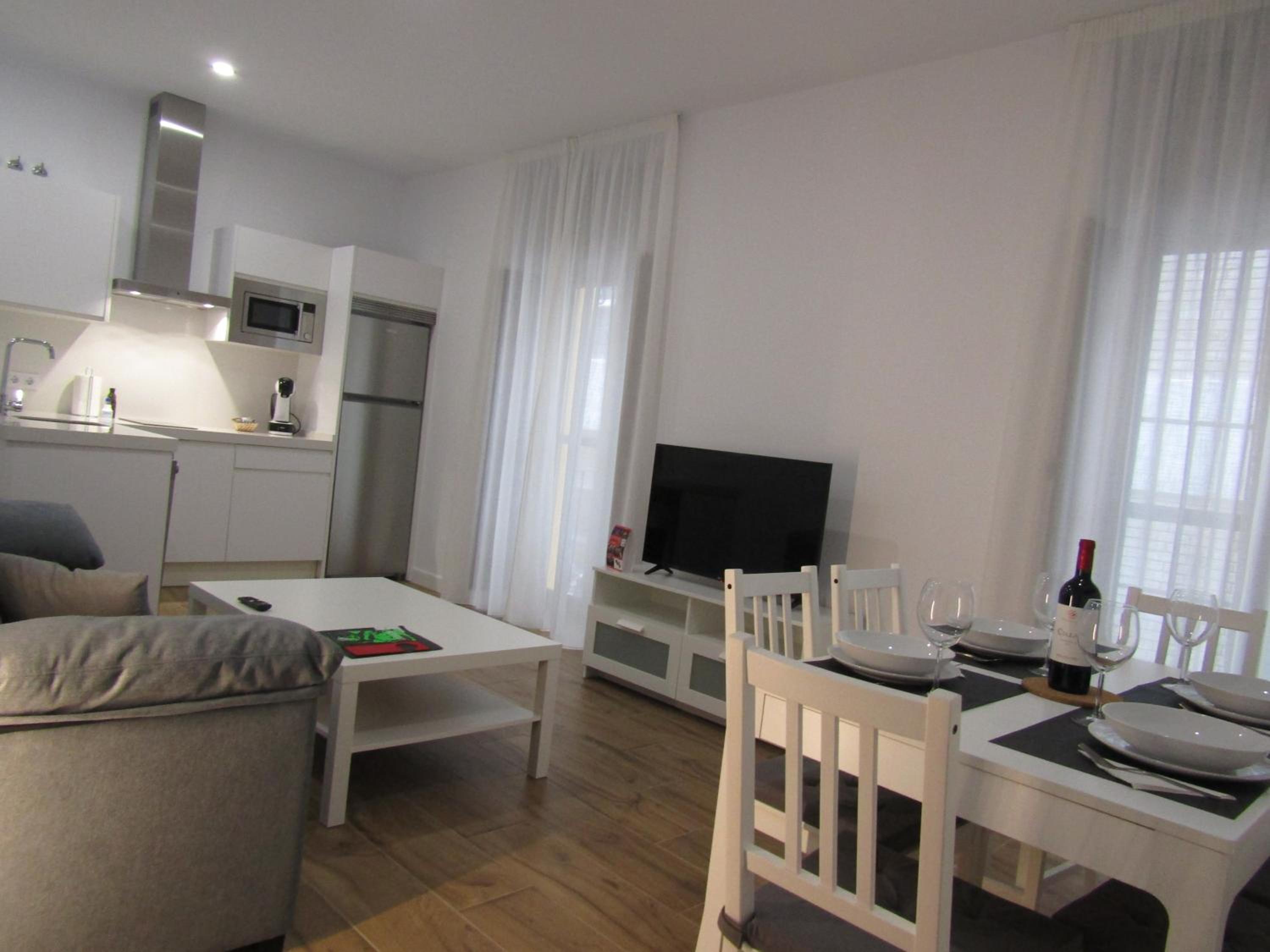 Two-Bedroom Apartment - Photo 8