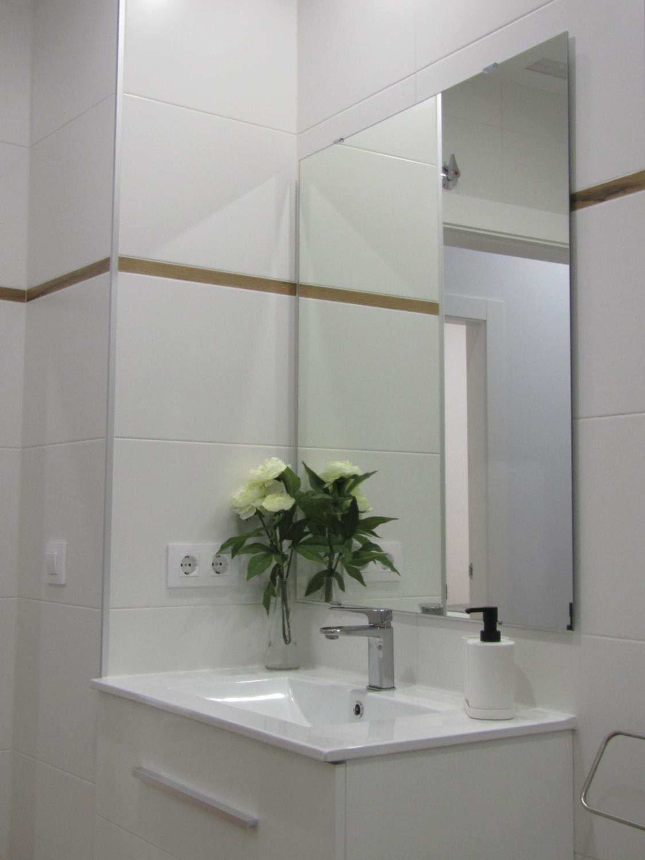 Two-Bedroom Apartment - Photo 6