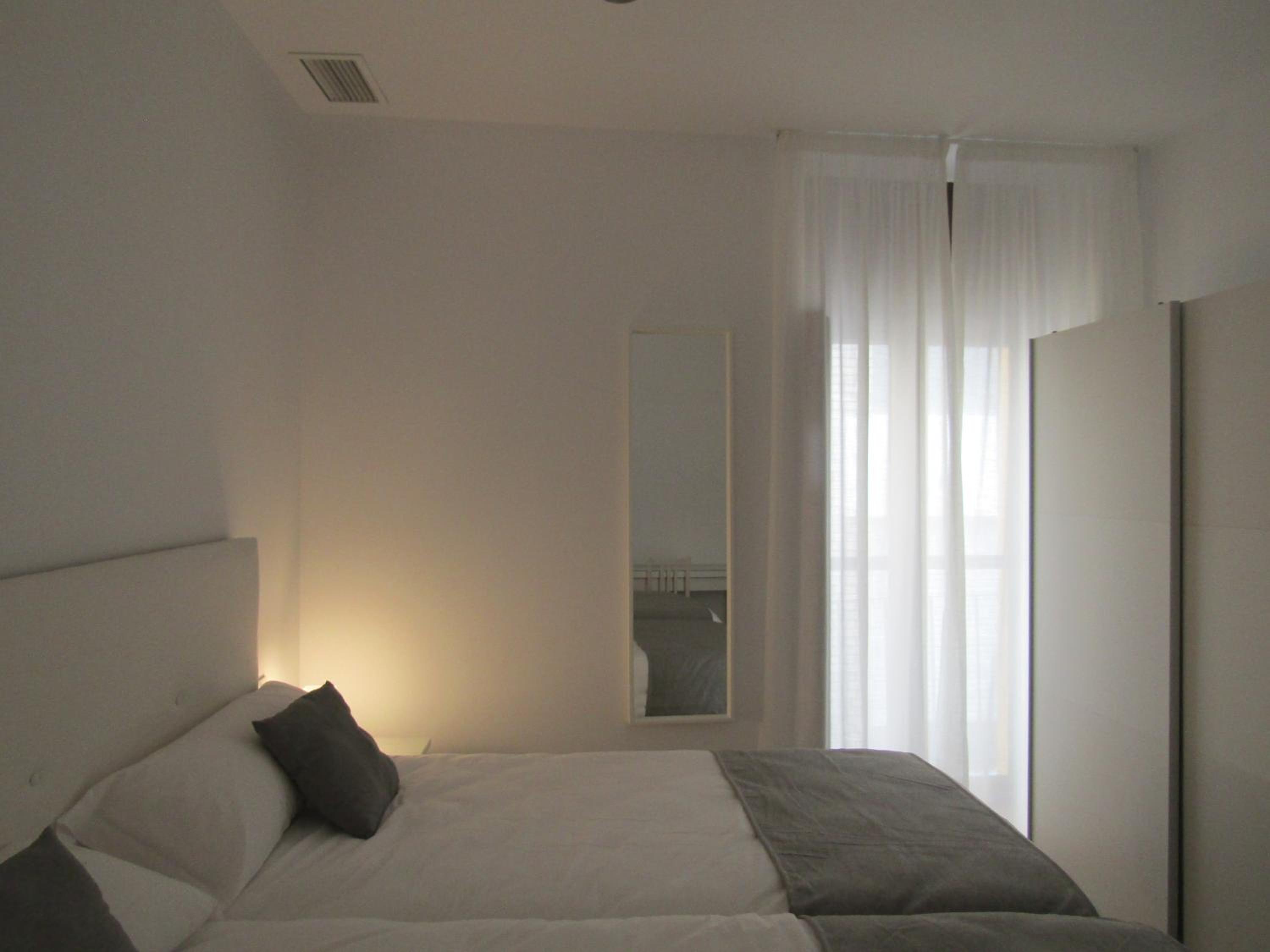 Two-Bedroom Apartment - Photo 4