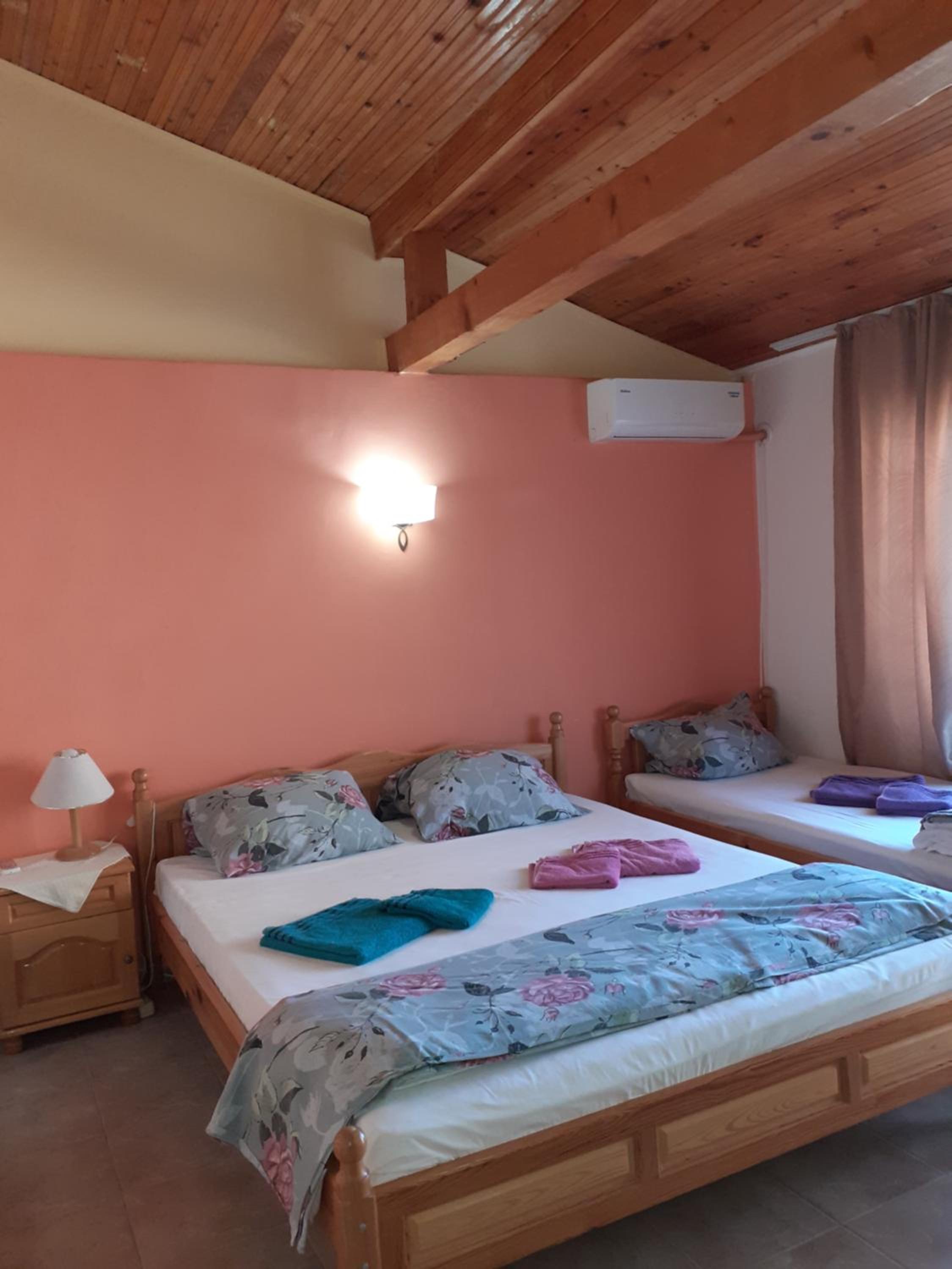 Classic Quadruple Room photo 2