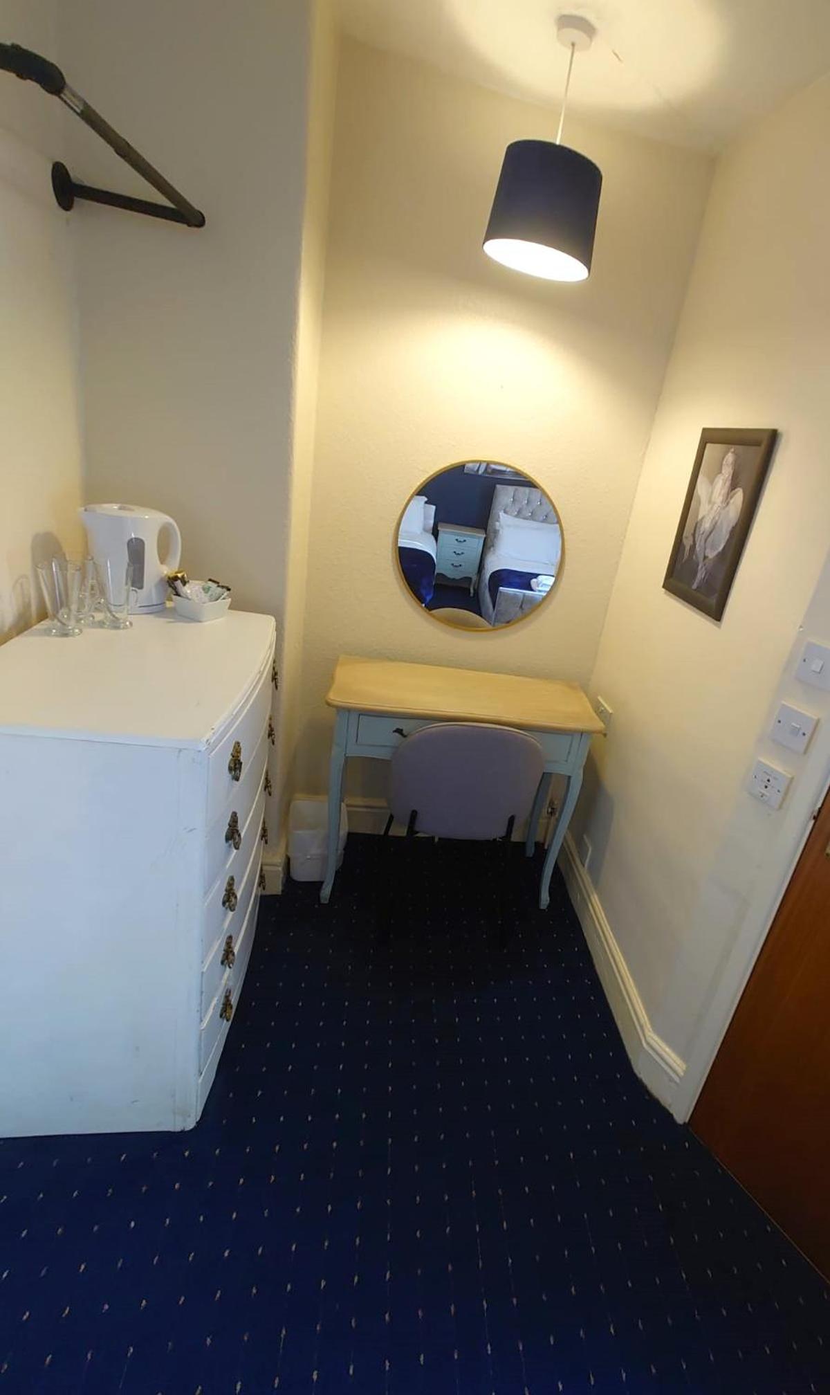 Triple Room - Photo 7