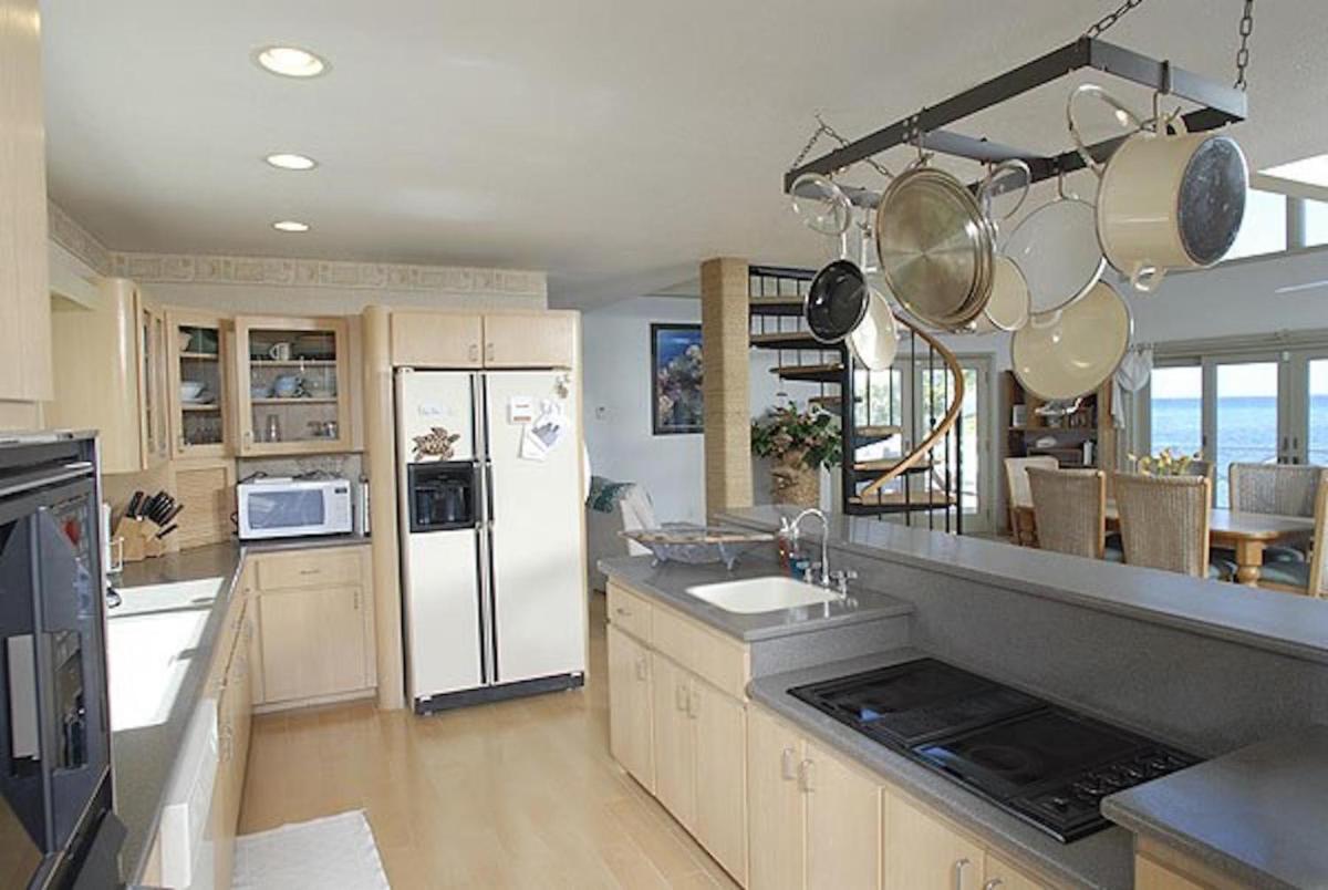 Four-Bedroom House photo 2