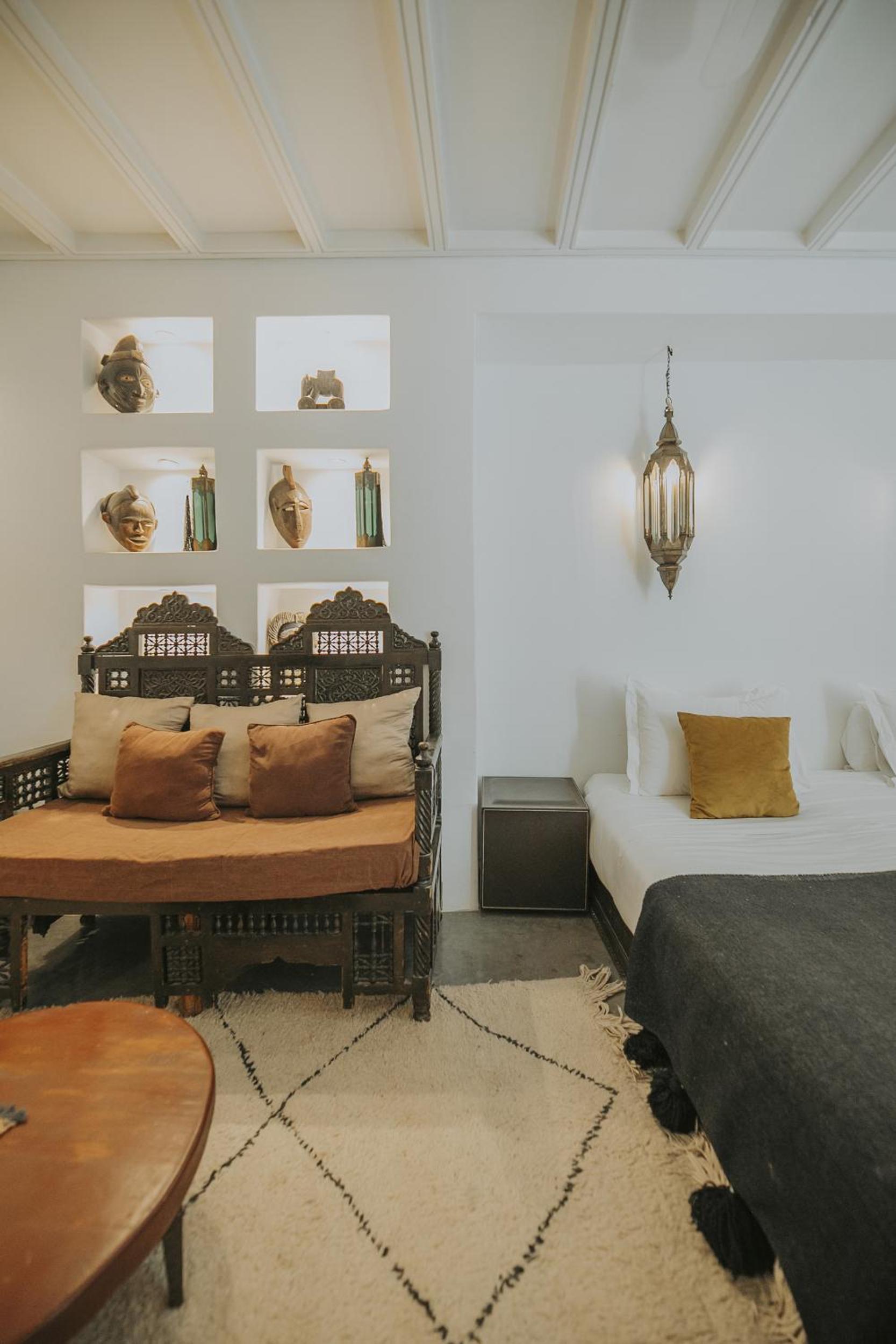 Suite - Photo 5