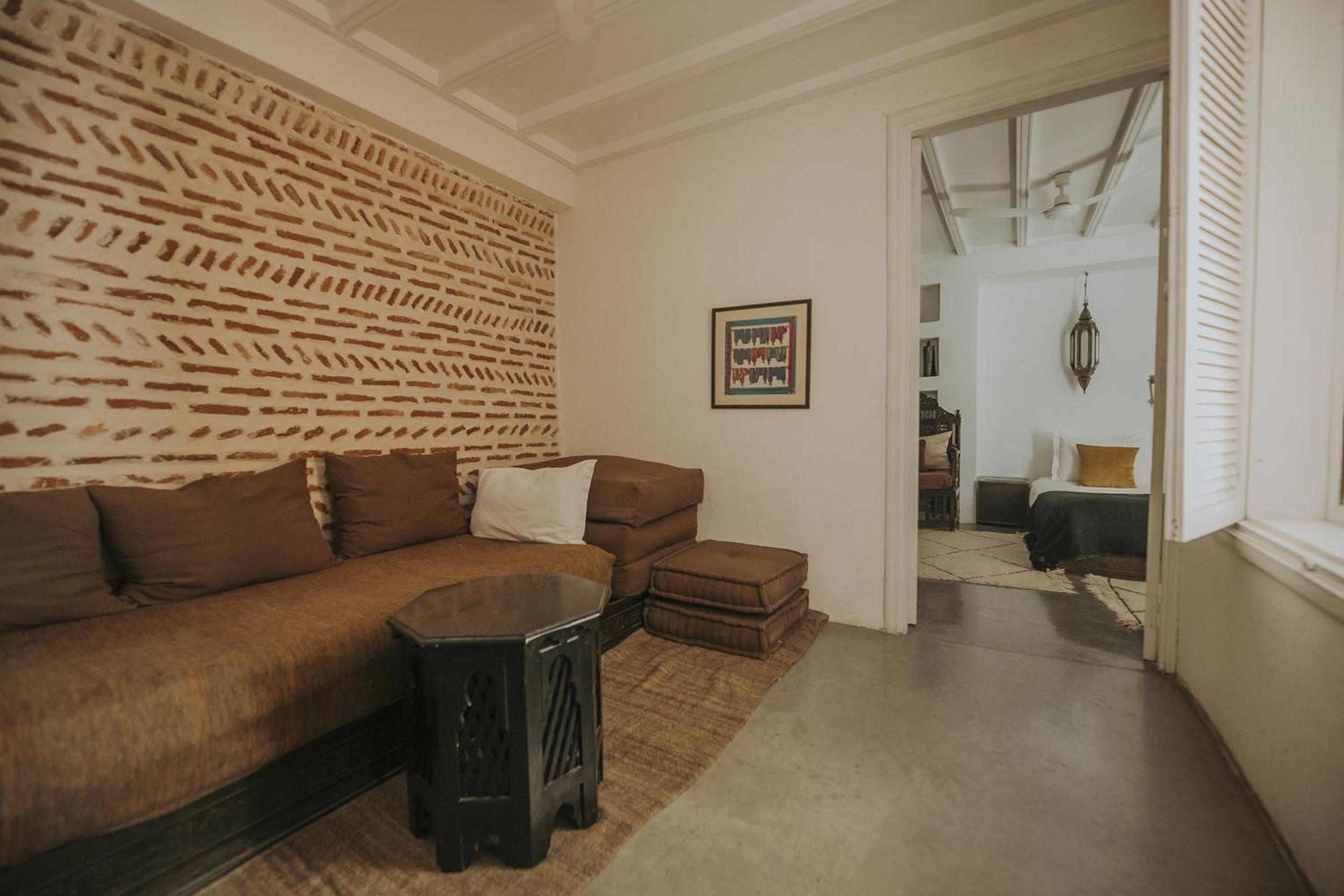Suite - Photo 7