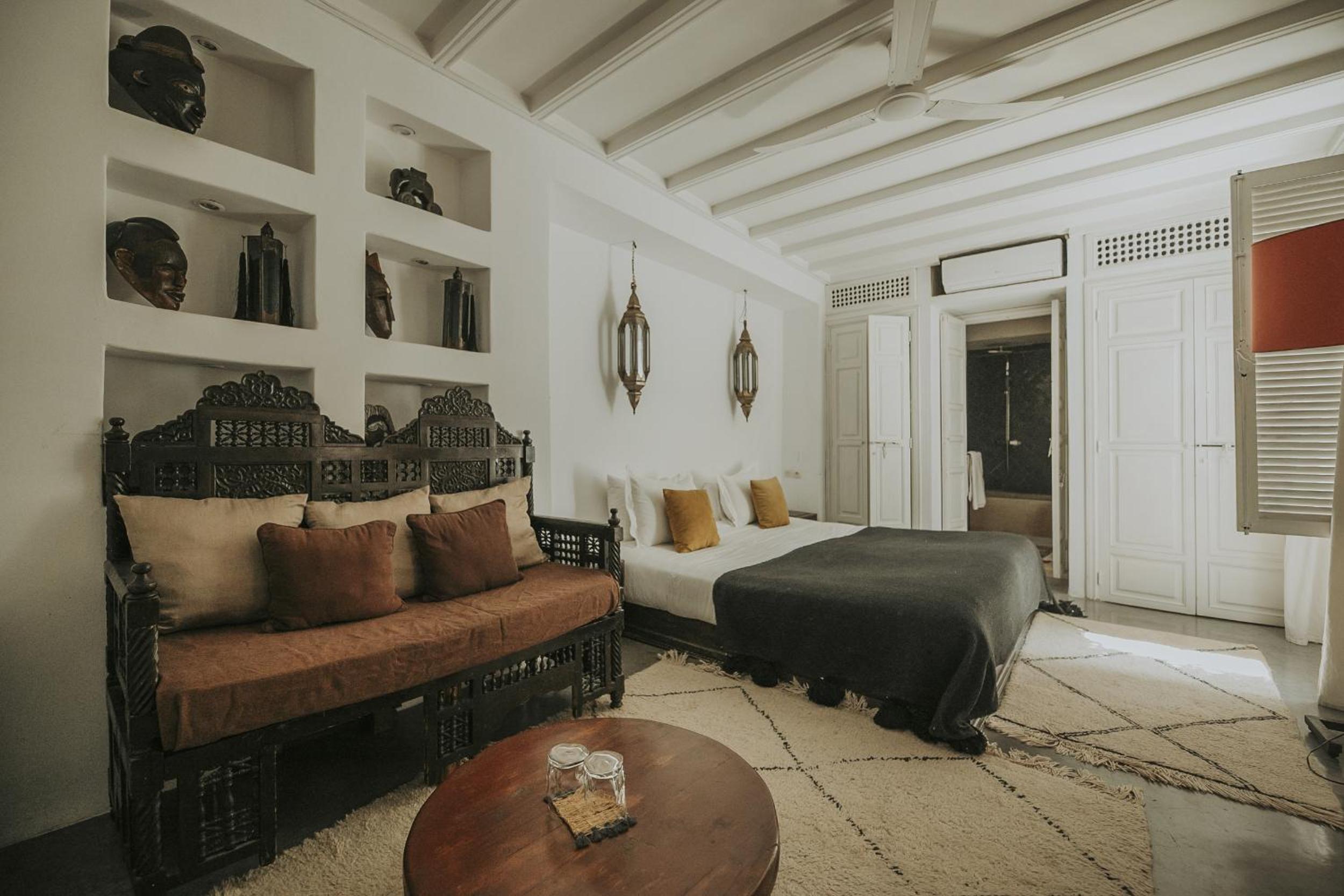 Suite - Photo 6