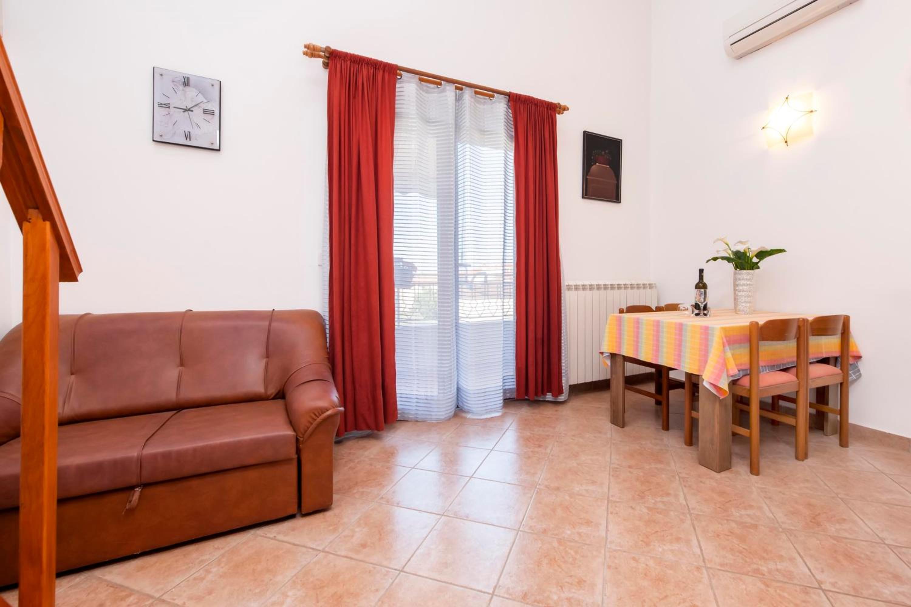 One-Bedroom Apartment with Balcony
