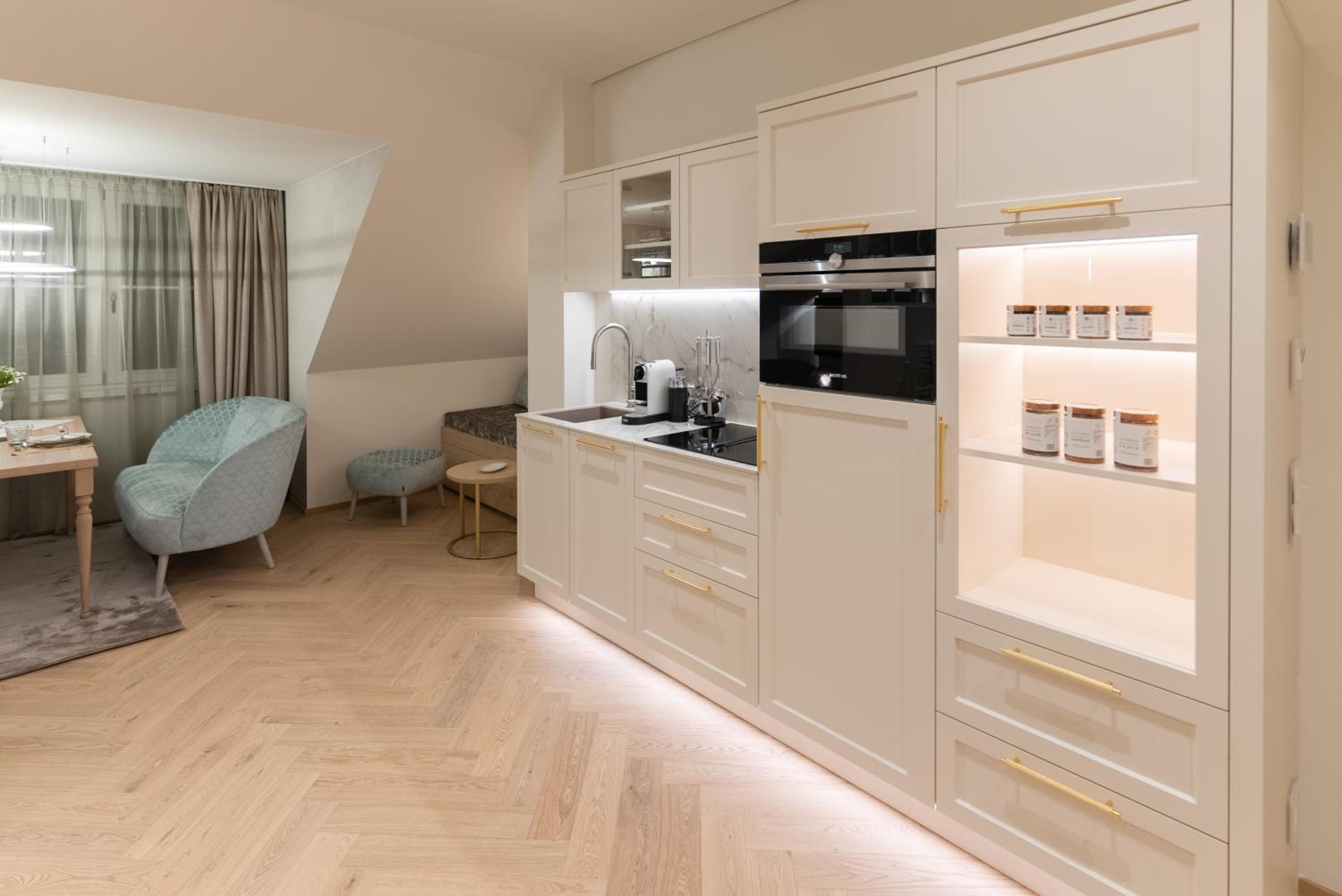 Großes Doppelzimmer photo