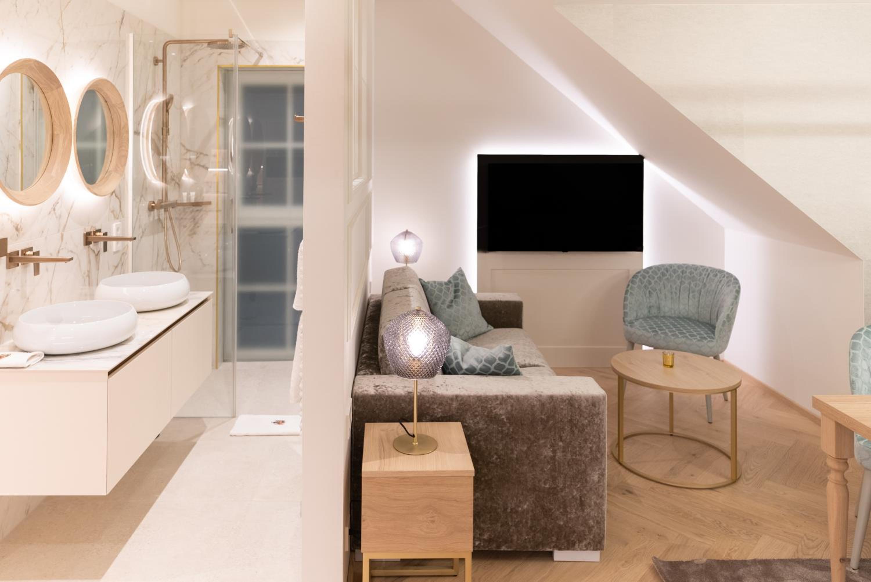 Großes Doppelzimmer photo