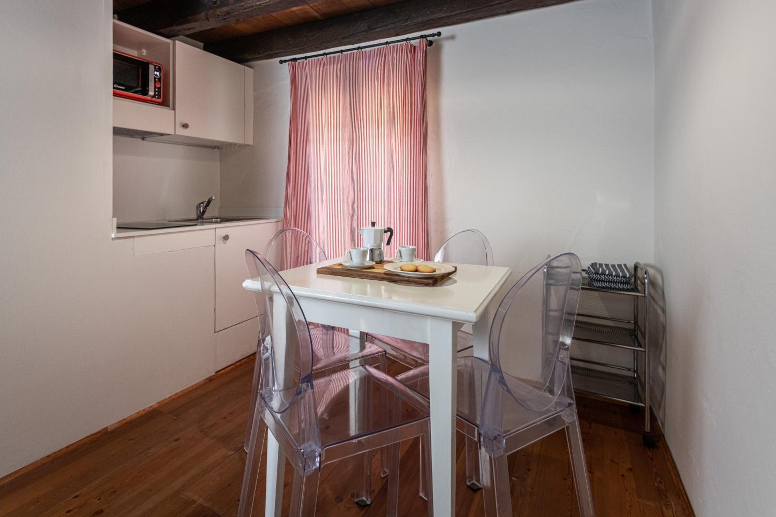 Apartment - Photo 4