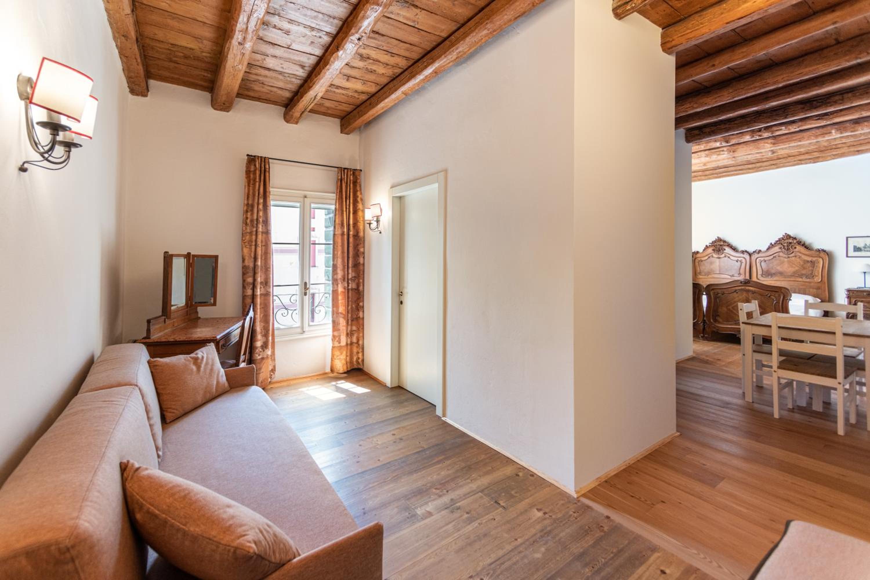 Apartment - Photo 11