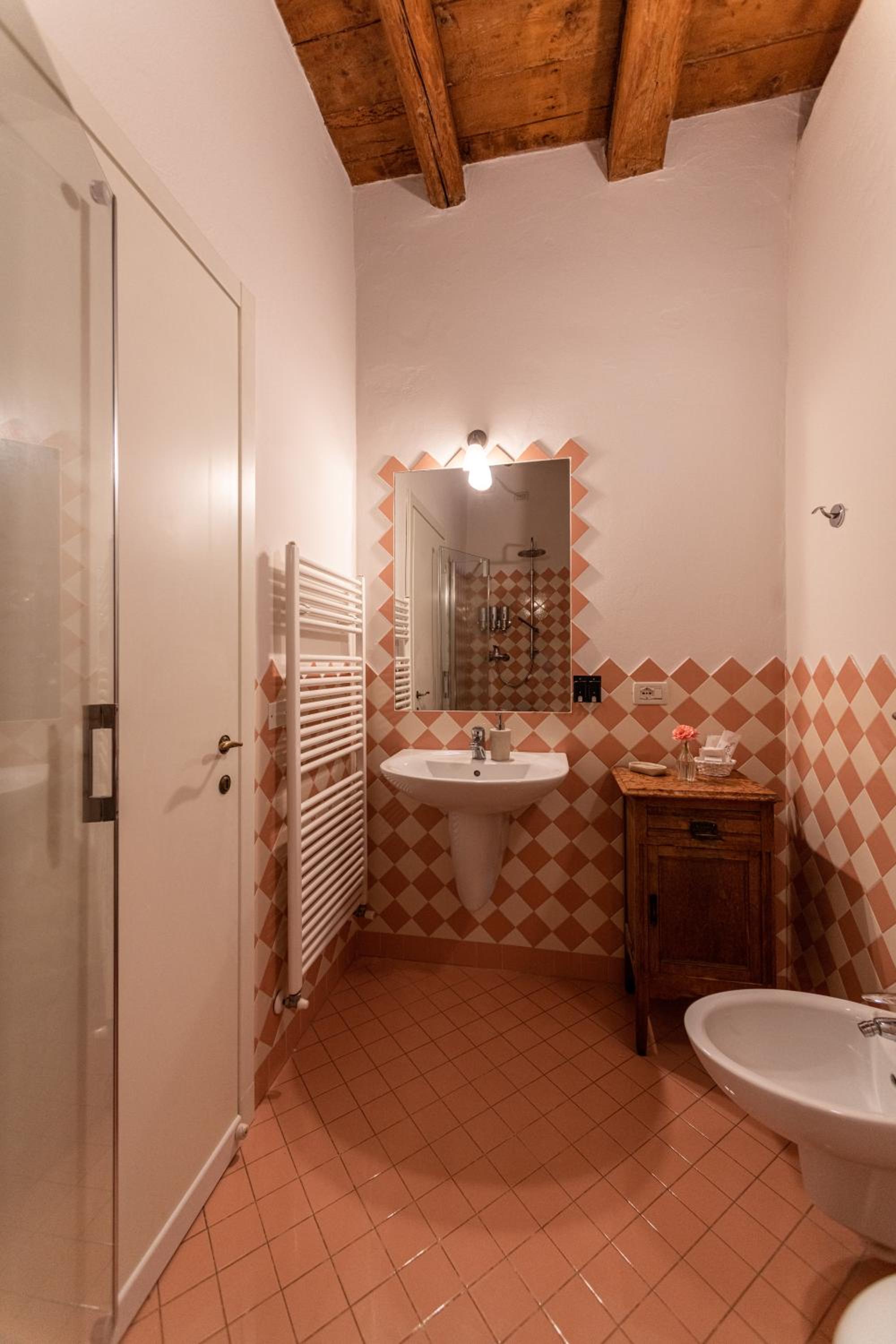 Apartment - Photo 22