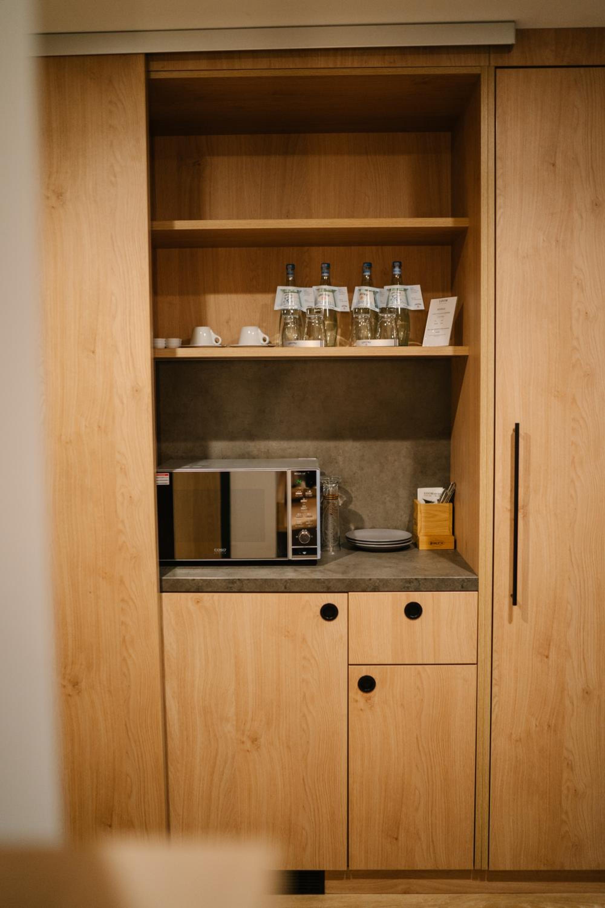Suite - Photo 8
