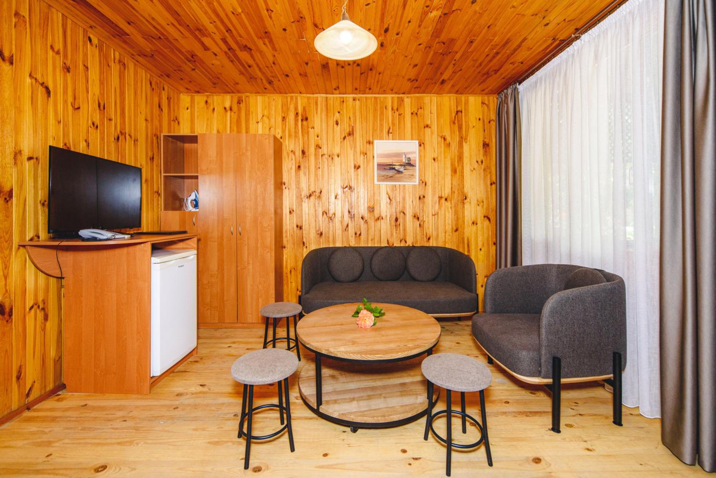 Cottage photo 2