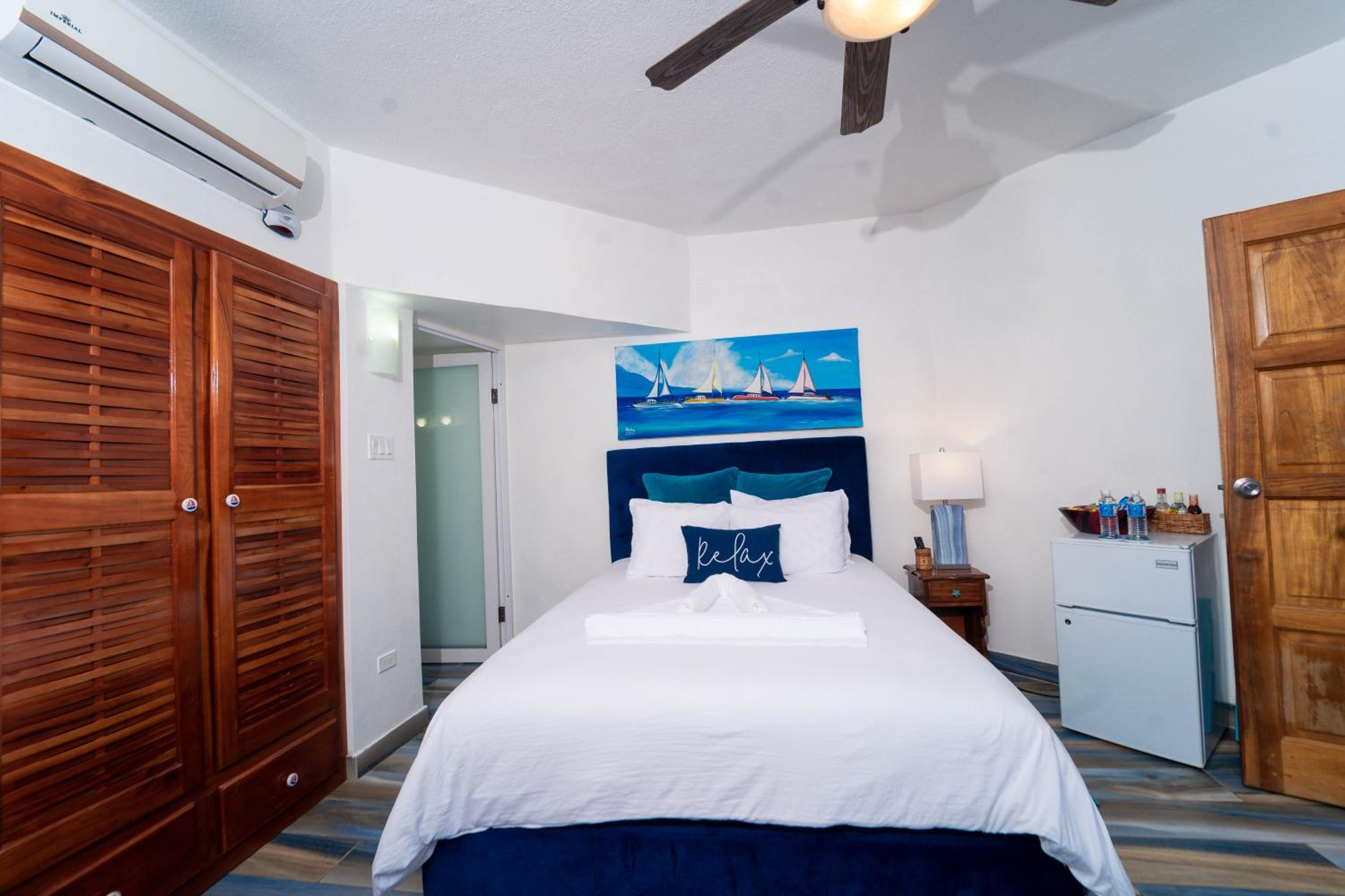 Queen Room with Sea View