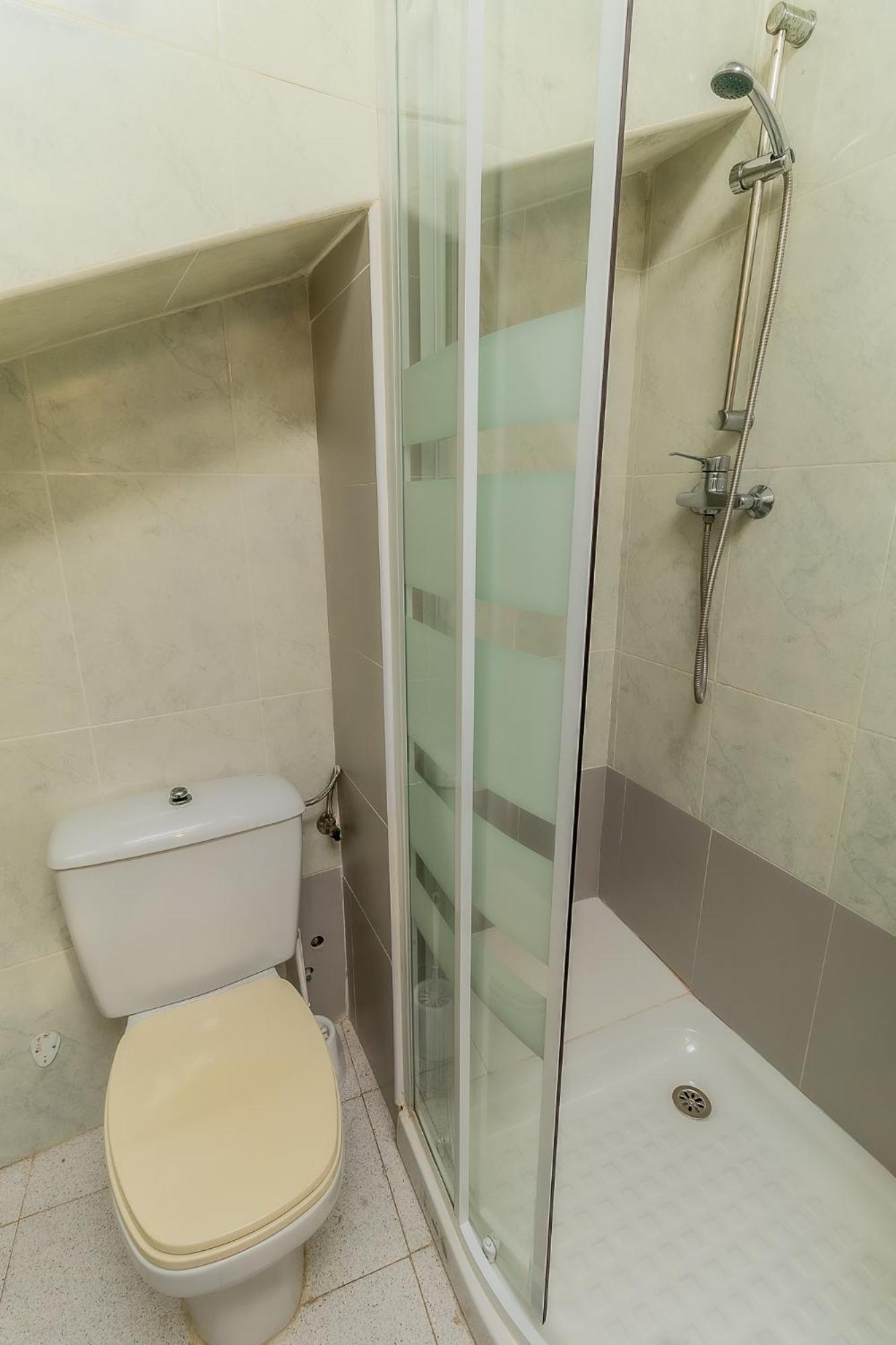 Double or Twin Room - Photo 21