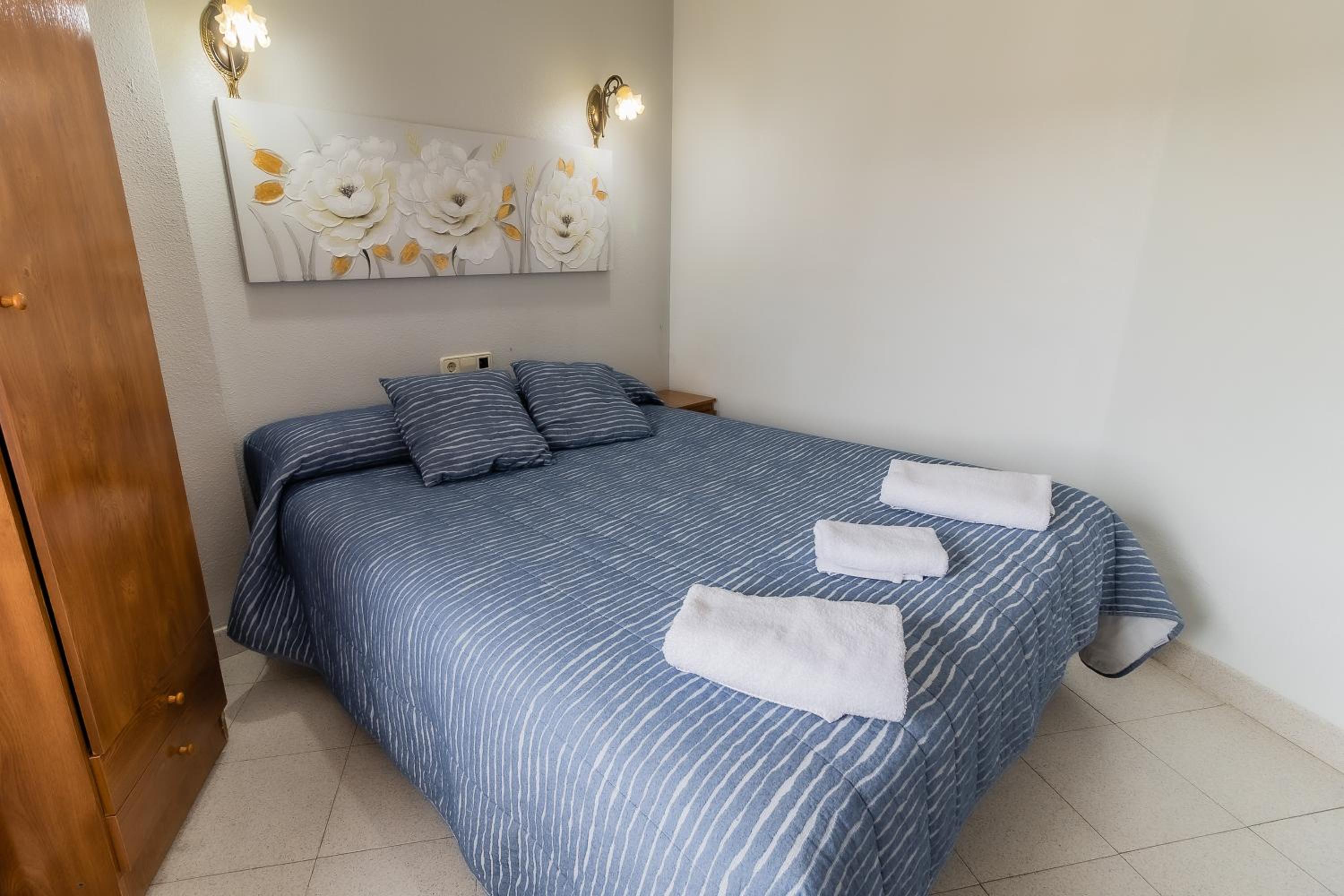 Double or Twin Room - Photo 32