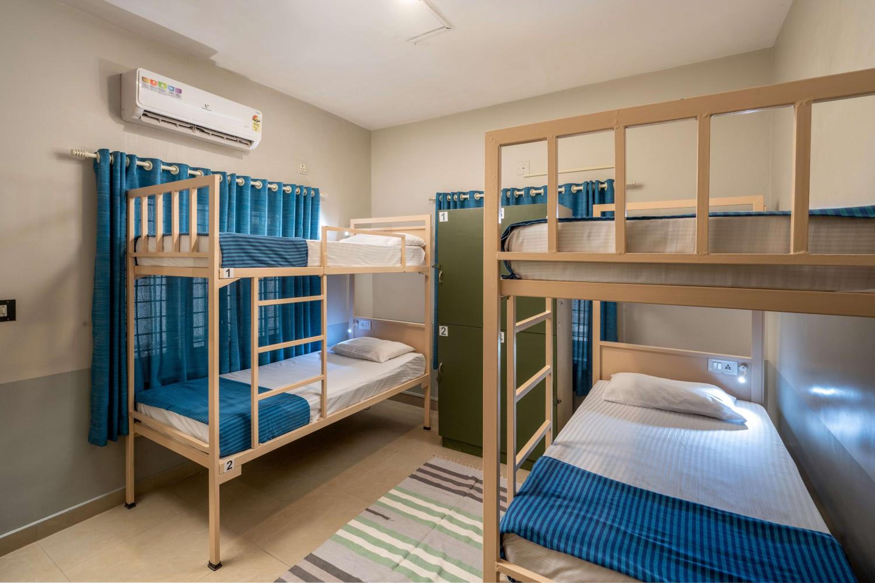 Bed in 4-Bed Mixed Dormitory Room photo 1