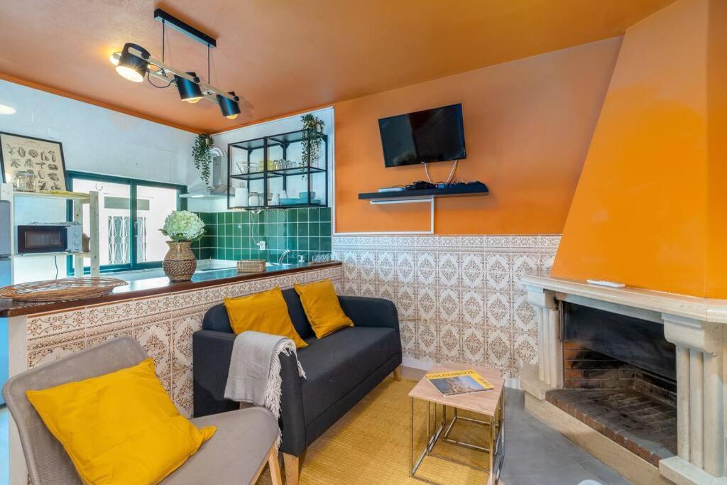 Two-Bedroom Deluxe Apartment with Balcony photo 1