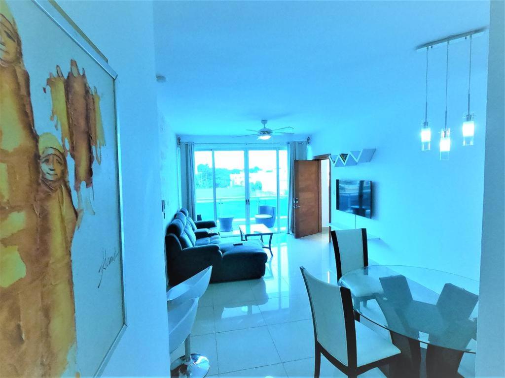 Apartment photo 2