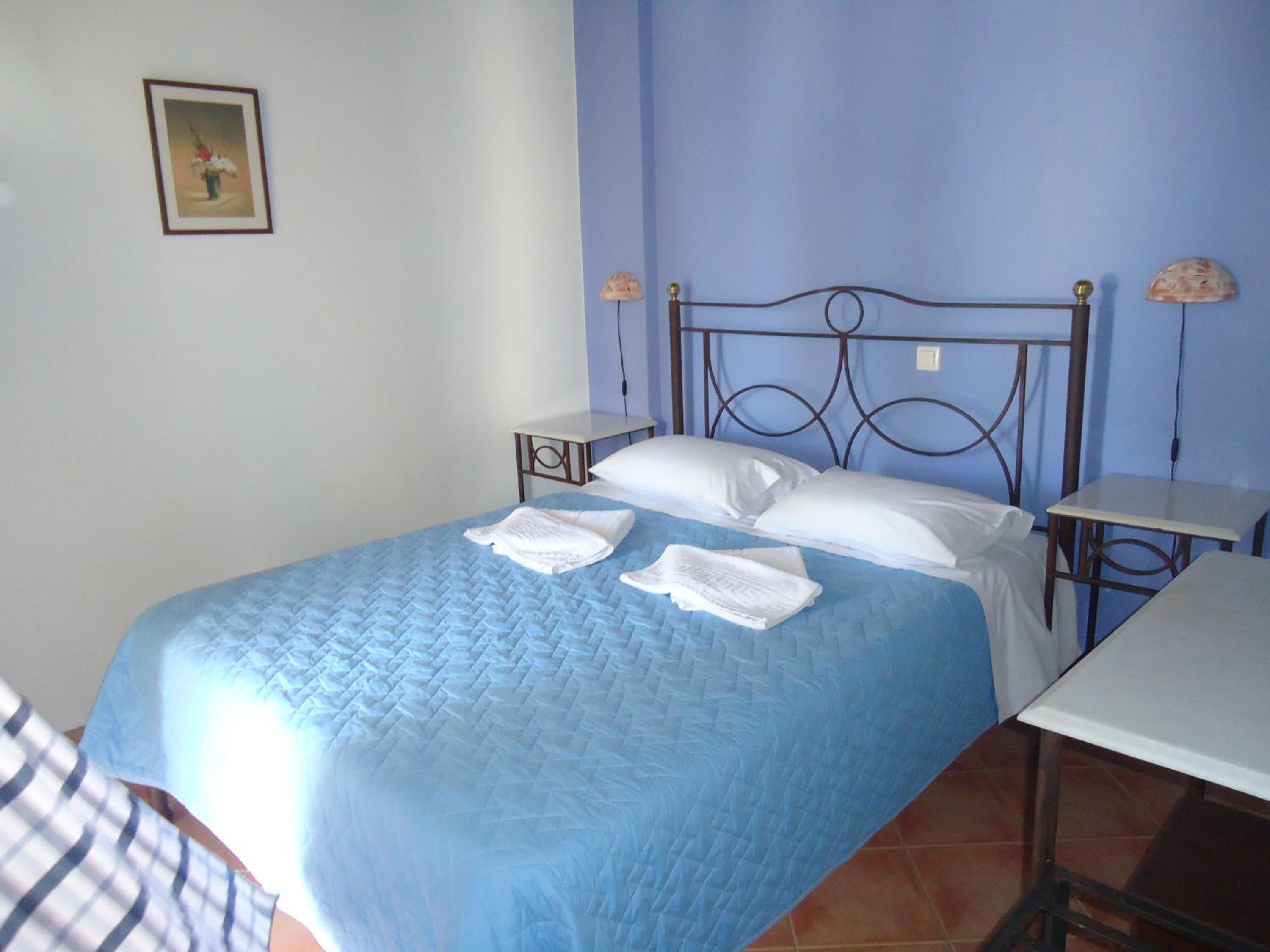 Apartment with Garden View - Photo 3