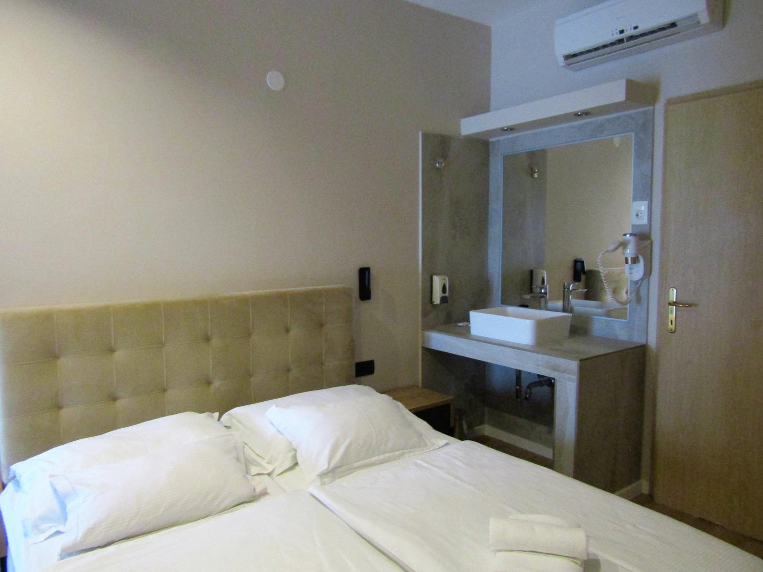 Double Room with Sea/Pool View