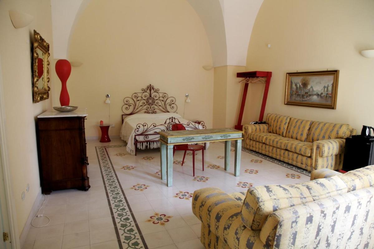 Superior King Room photo 2