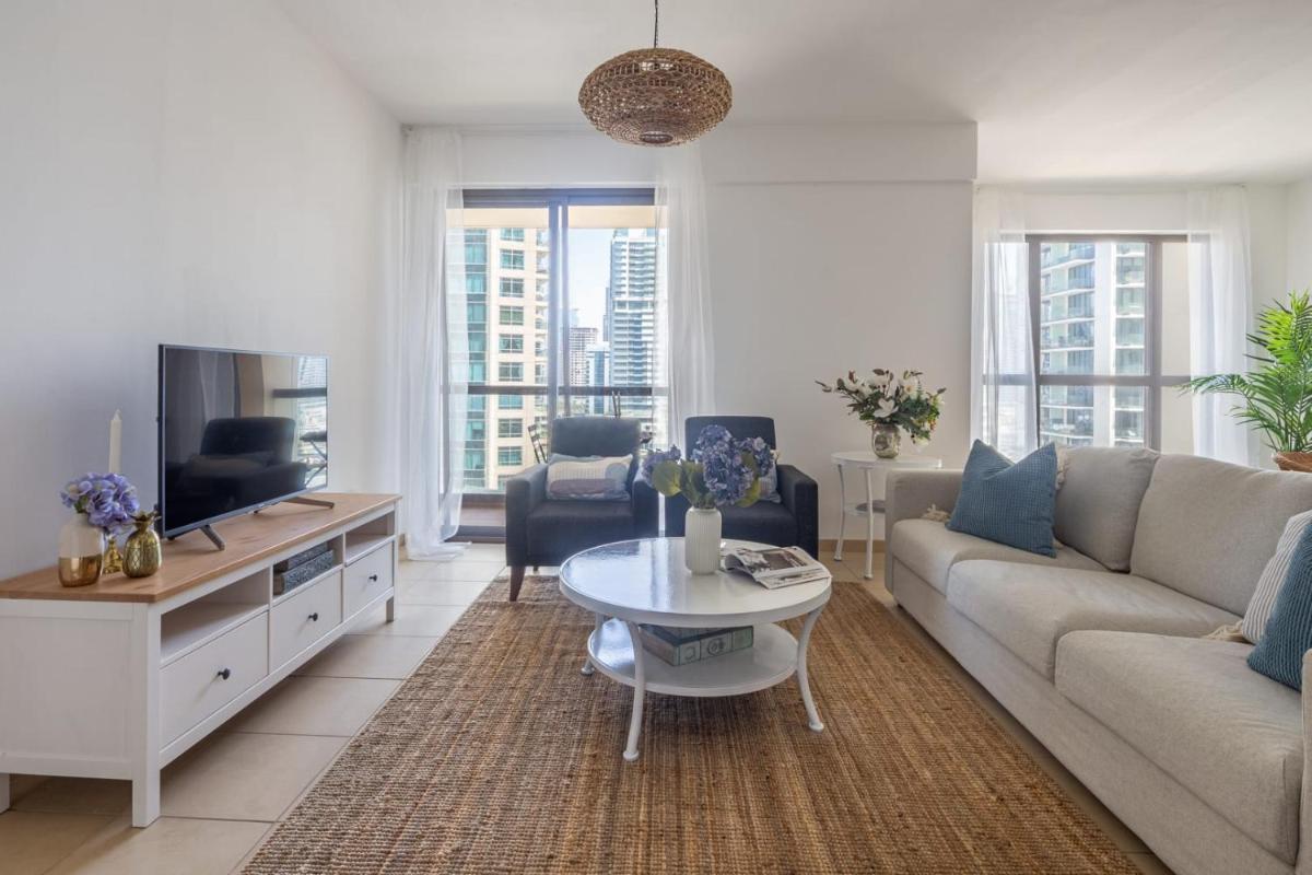 Apartment photo 1