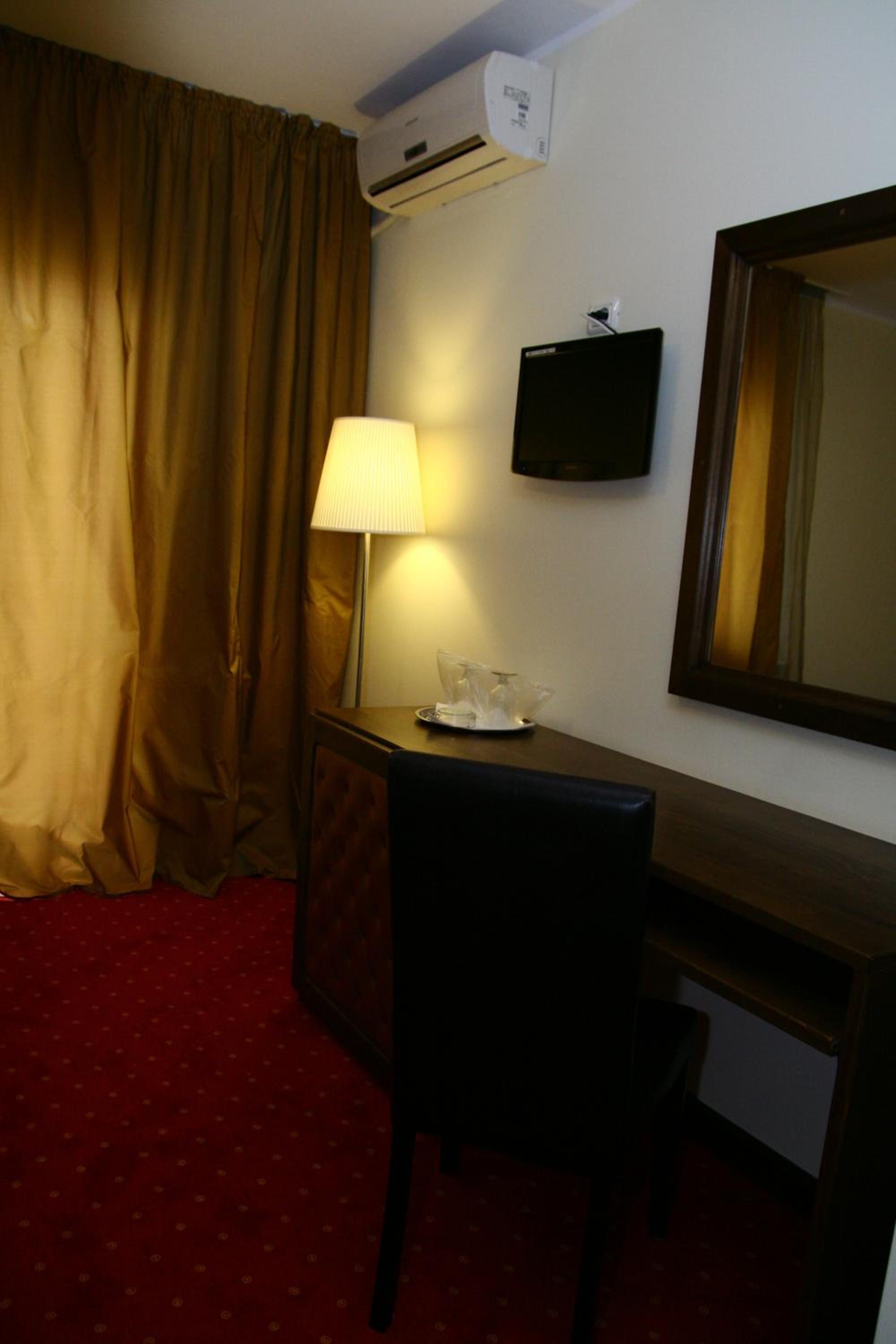 Superior Double Room - Photo 14