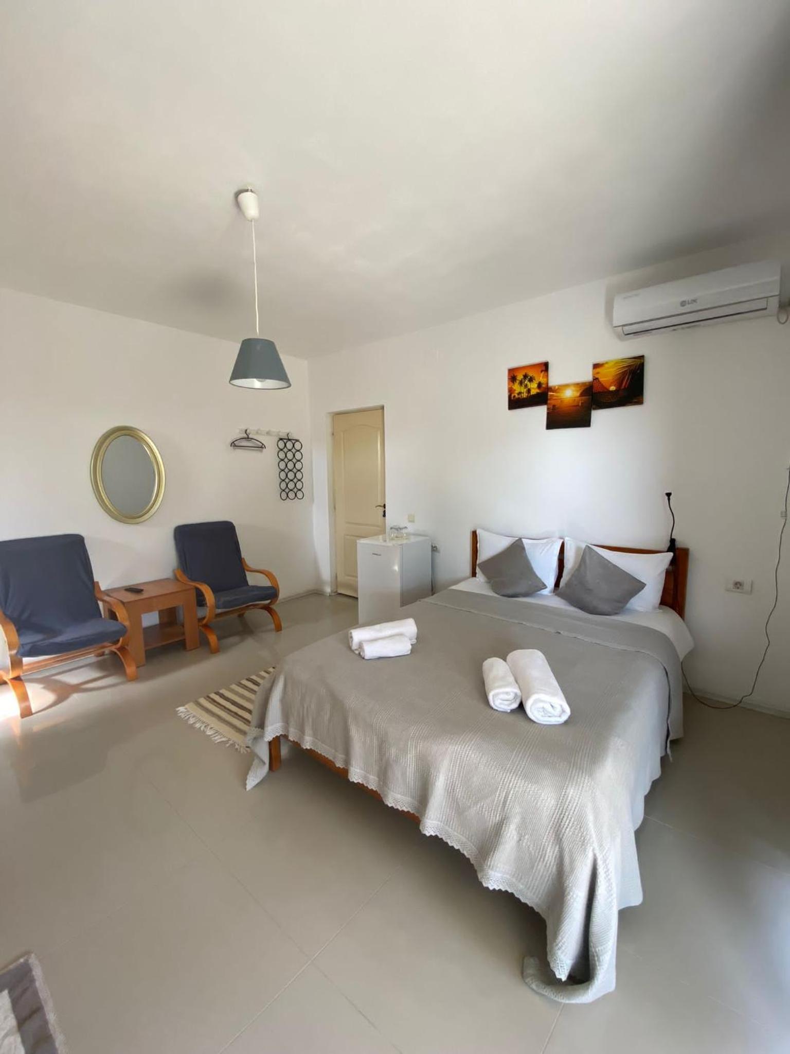 Triple Room - Photo 1