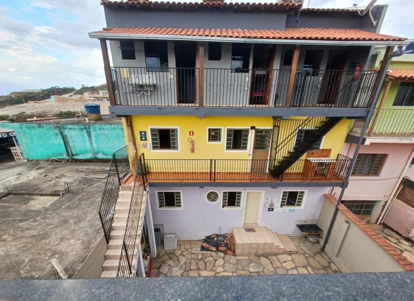 Suite with Balcony - Photo 3