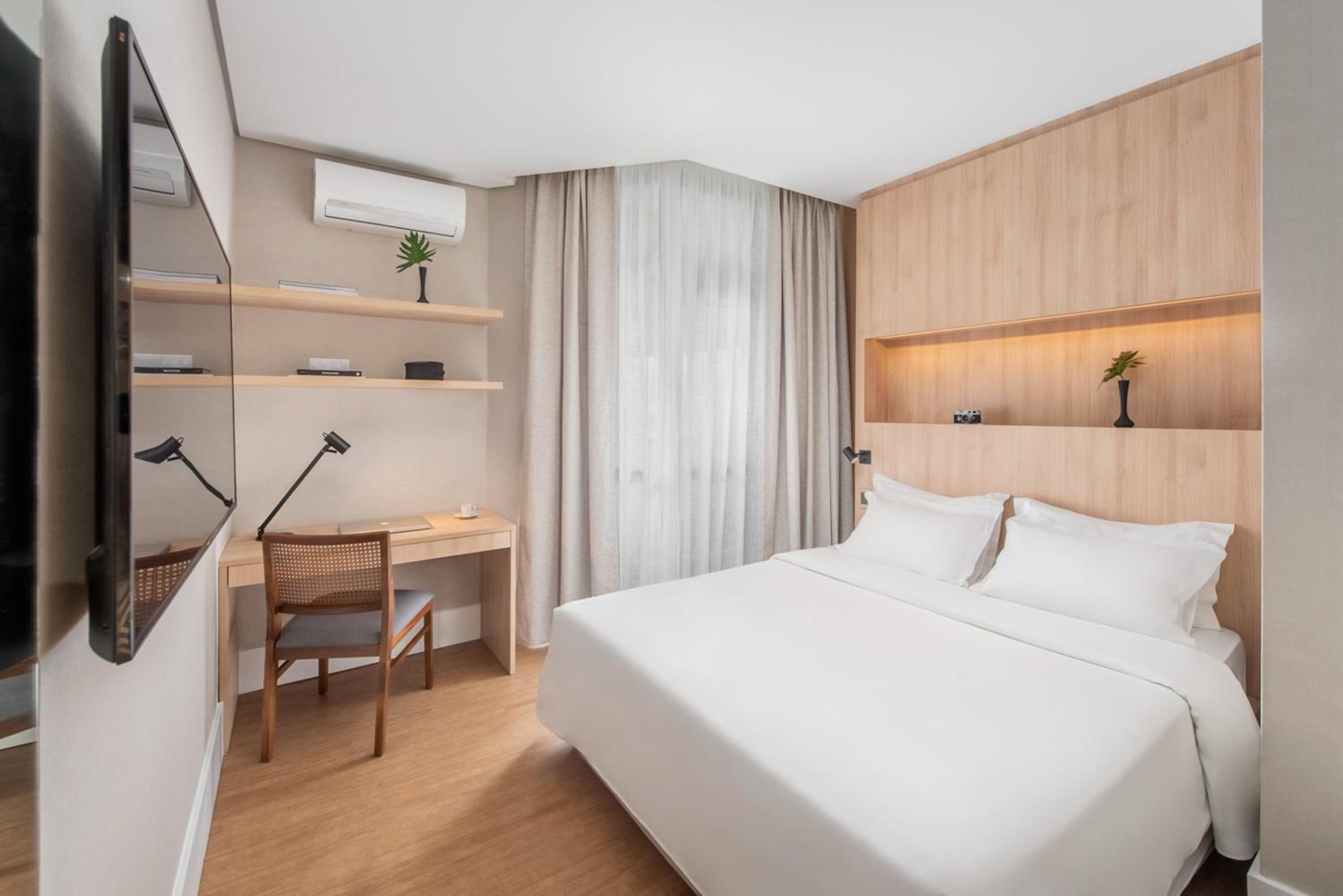 Standard Double – 1 Double Bed - Photo 1