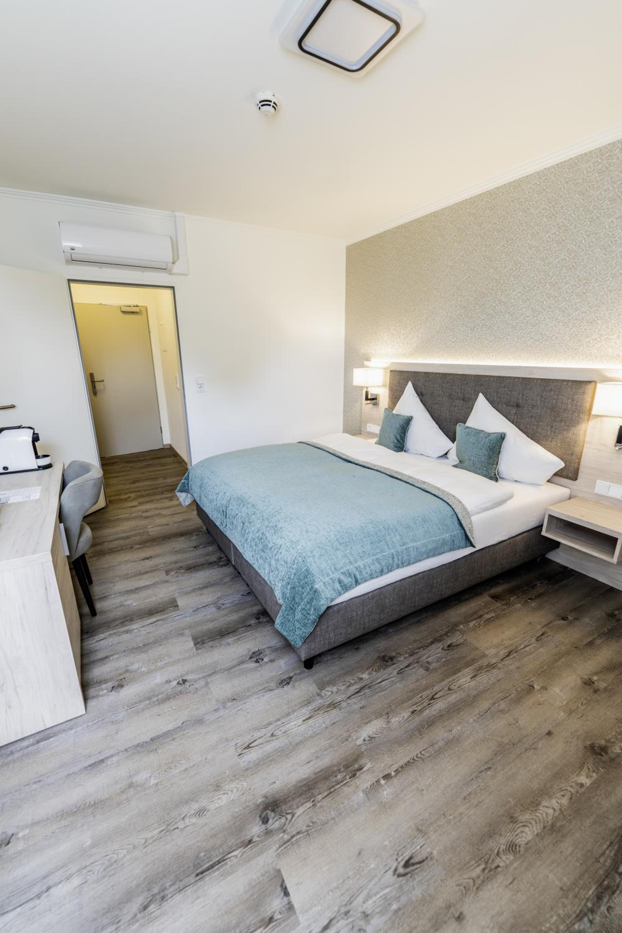 Double Room with Private Bathroom photo 2