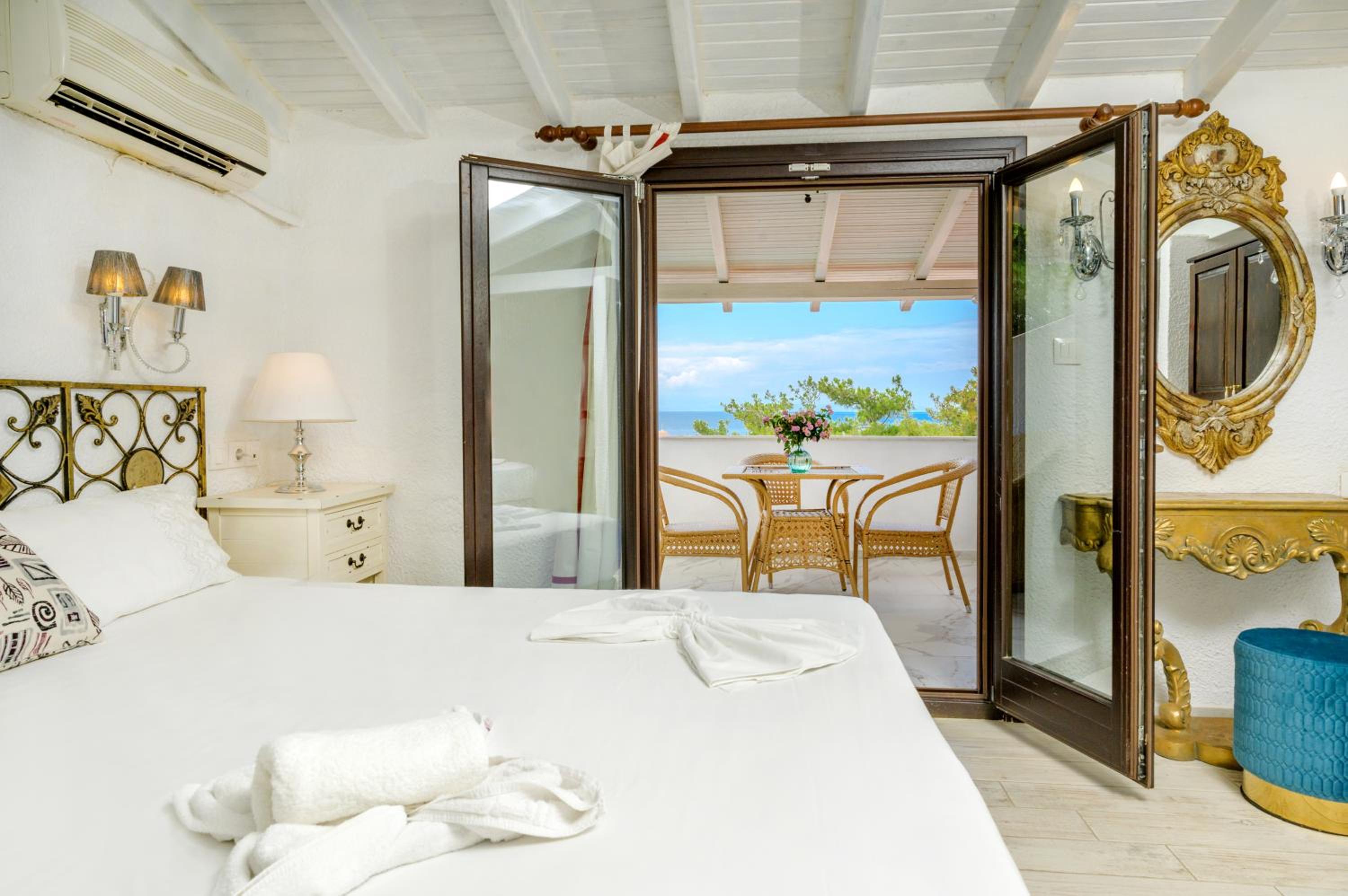 Junior Suite with Sea View photo 3