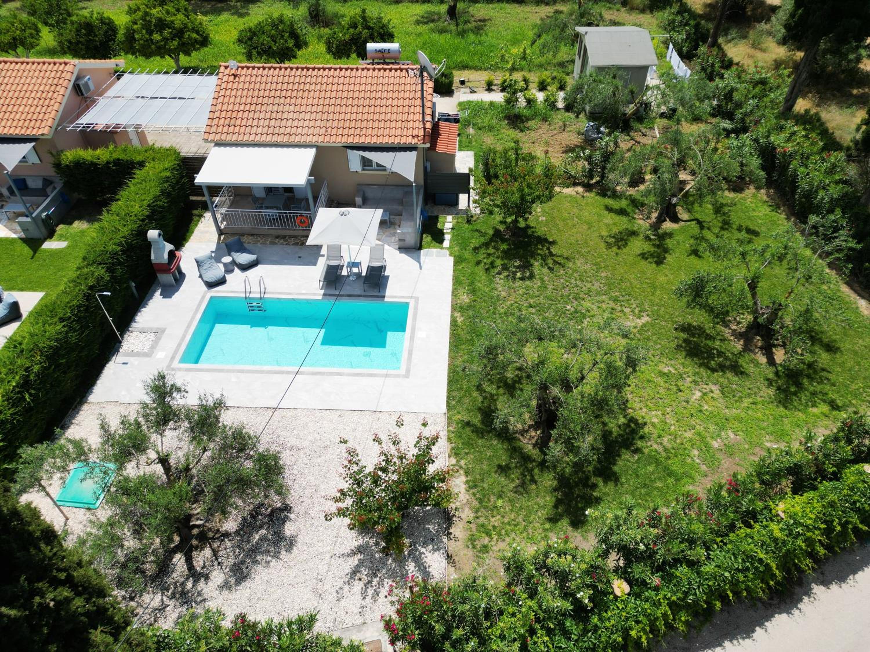 One-Bedroom Villa with Private Pool photo 3