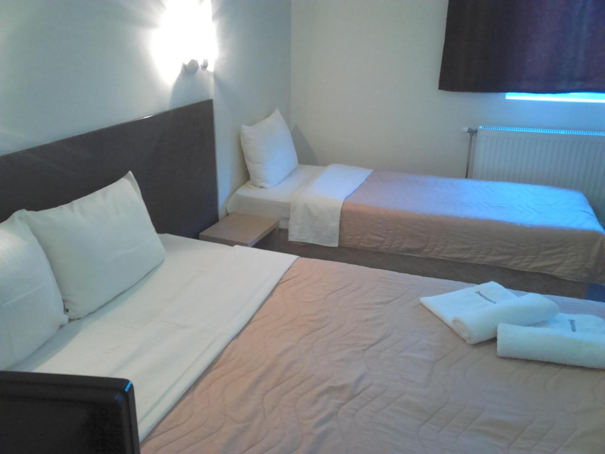Triple Room - Photo 10