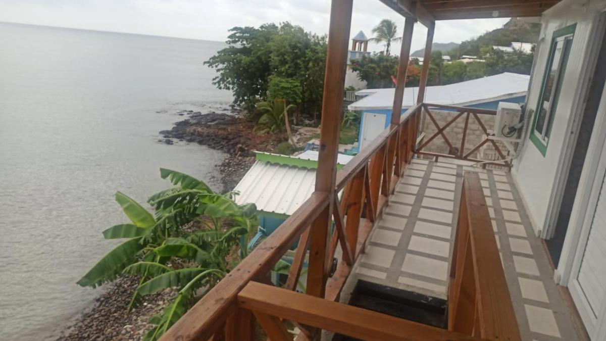 Standard Triple Room with Sea View photo 1