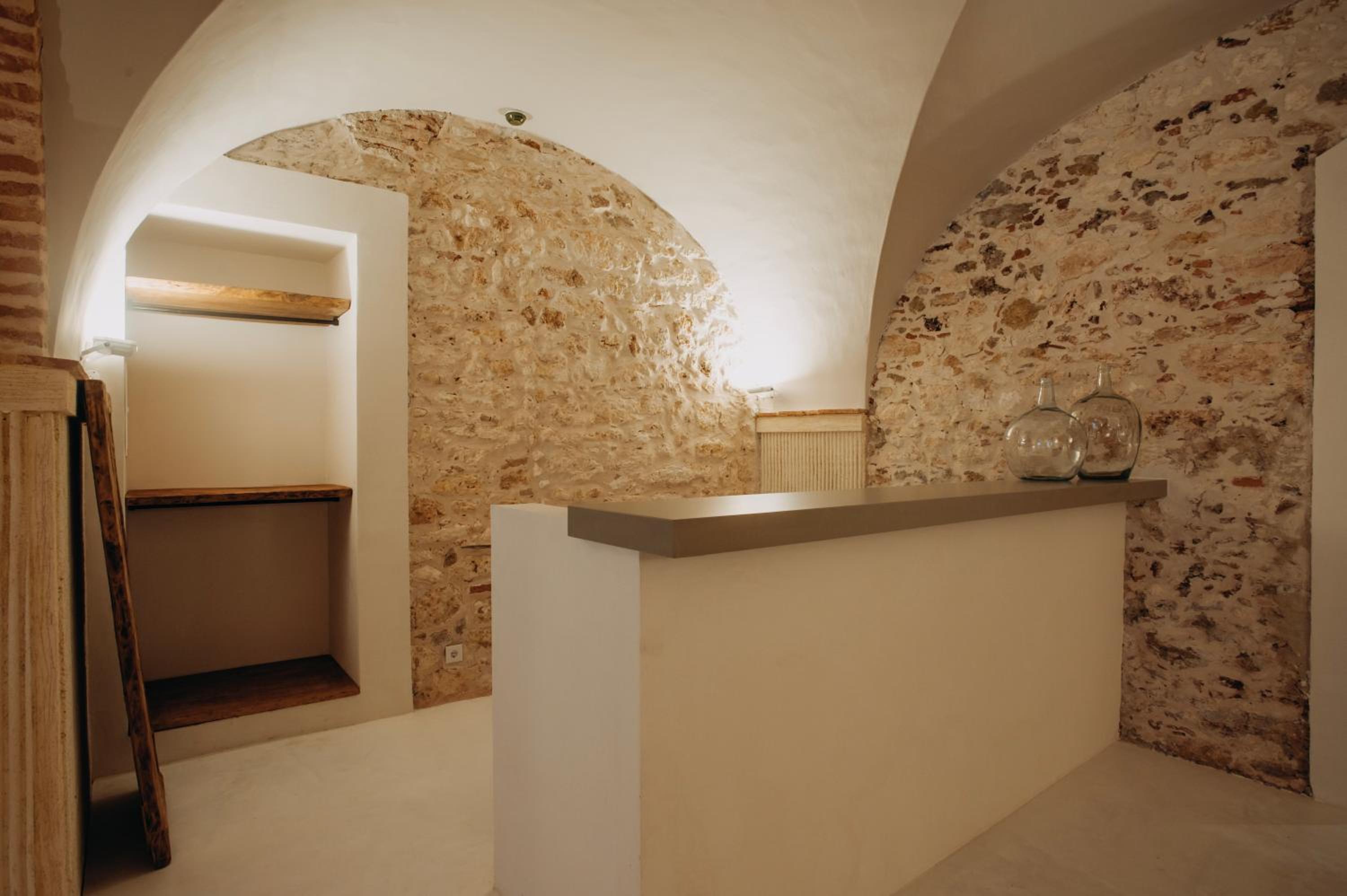 Premium Suite - Photo 7