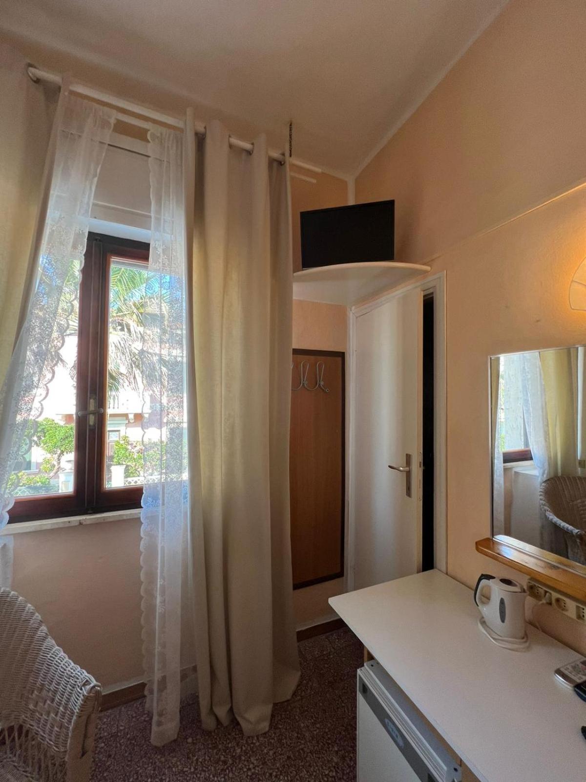 Economy Single Room photo 3